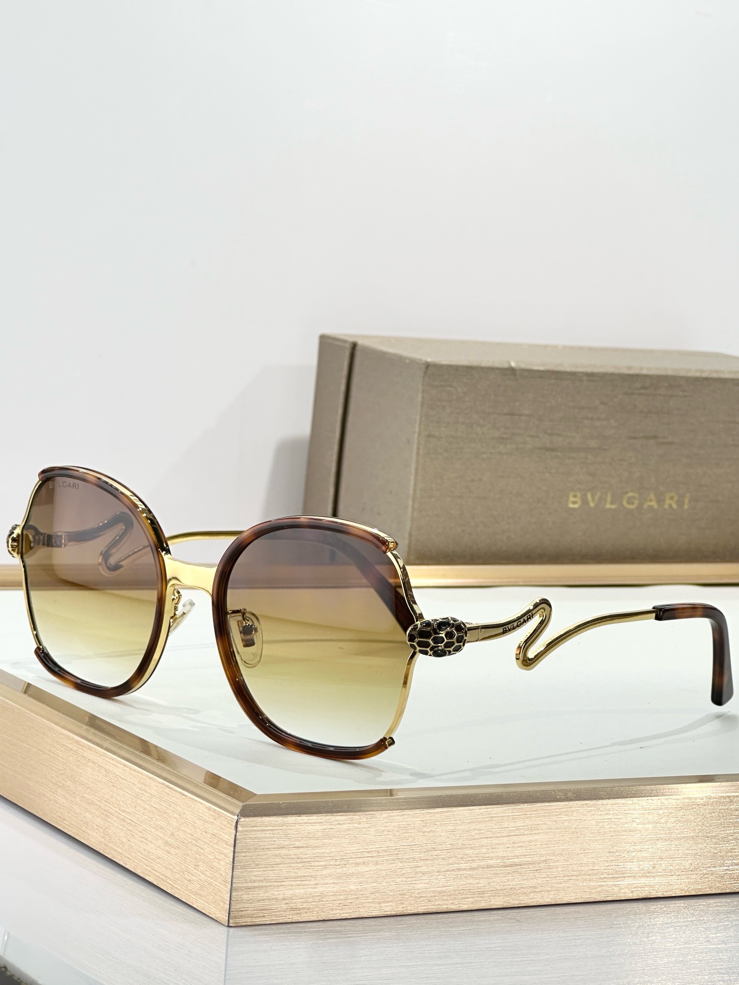 BVLGAR* MODEL：BV9735 SIZE：57口20-142 
