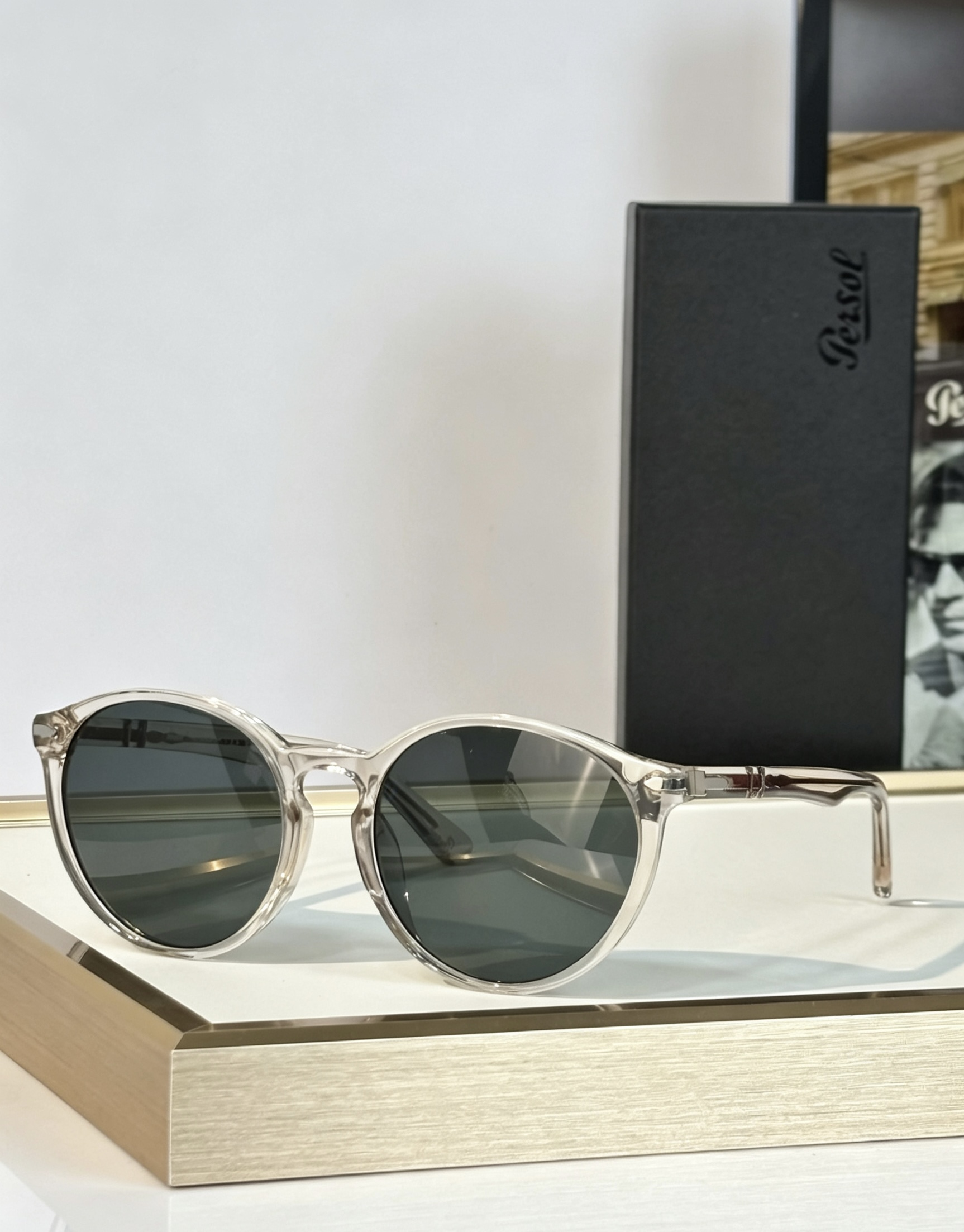 Persol MODEL：0PO3171S SIZE：52口20-145 