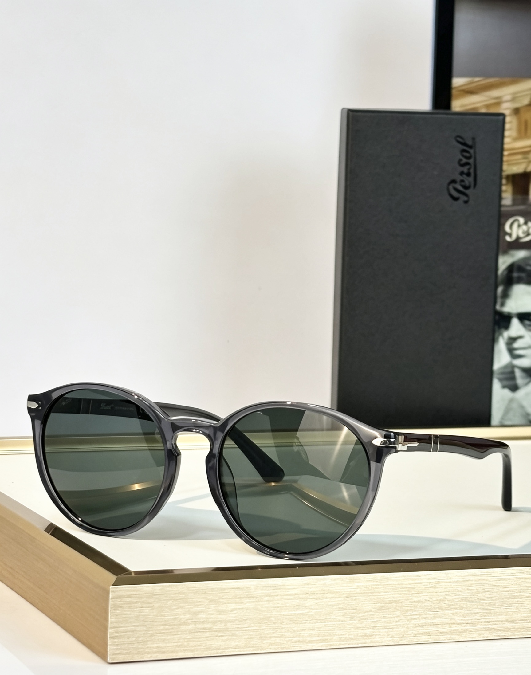 Persol MODEL：0PO3171S SIZE：52口20-145 