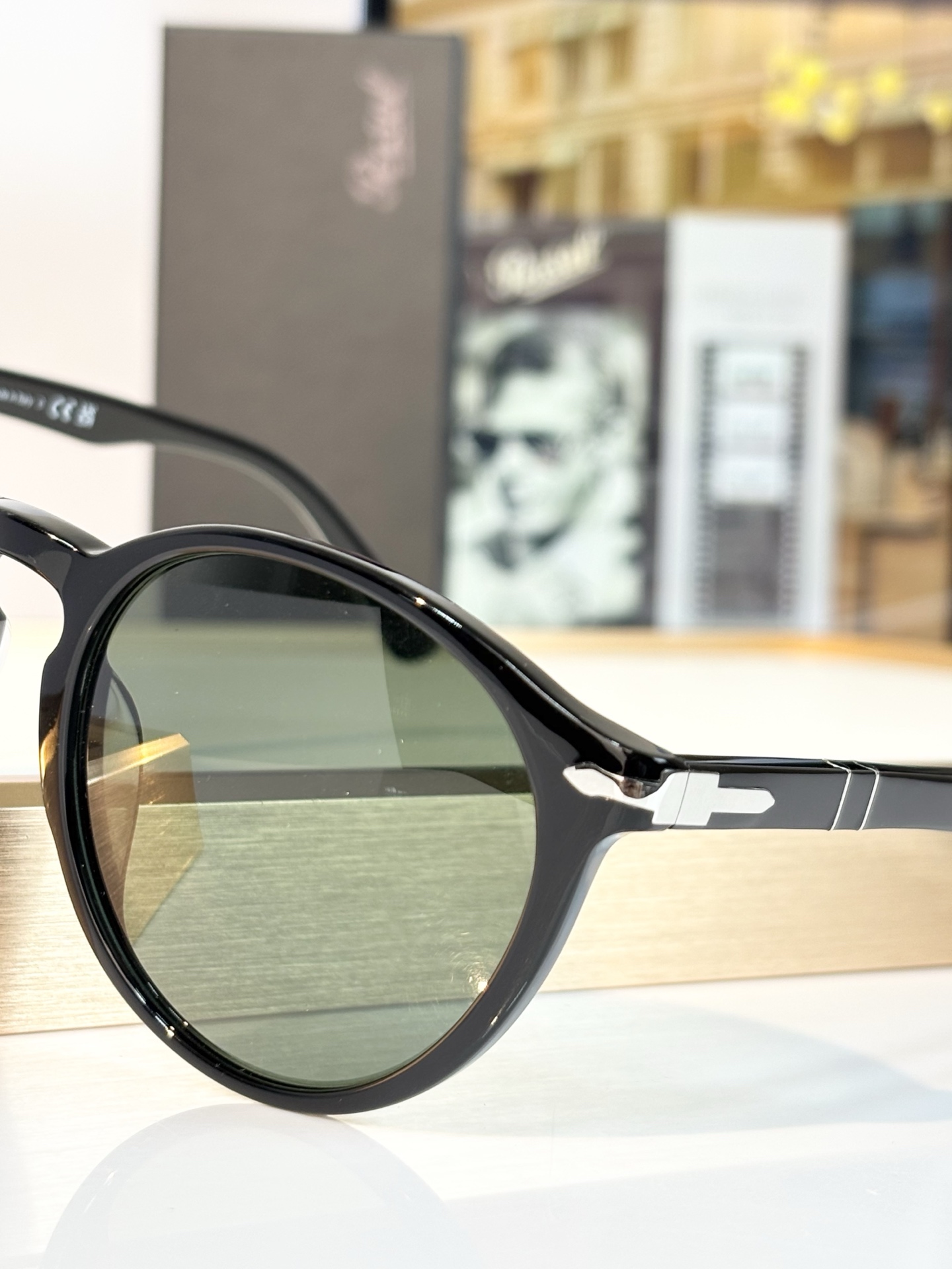 Persol MODEL：0PO3171S SIZE：52口20-145 