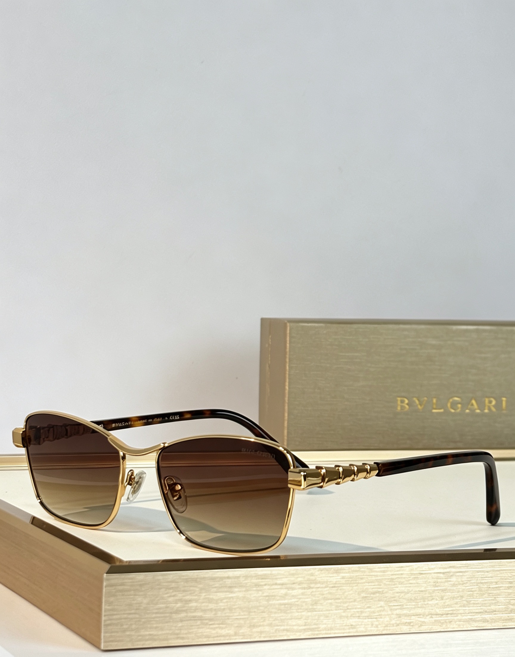 BVLGAR* MODEL：BV 42356U SIZE：59口18-148 