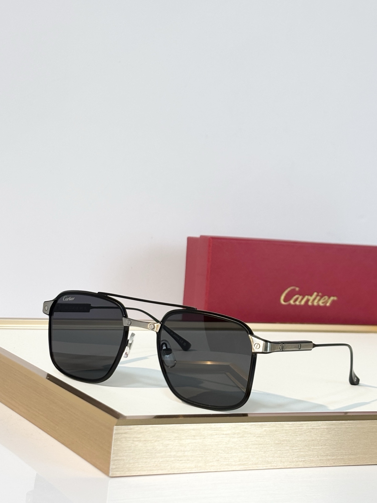 Cartier MOD：CT0610S Size：54口21-145 