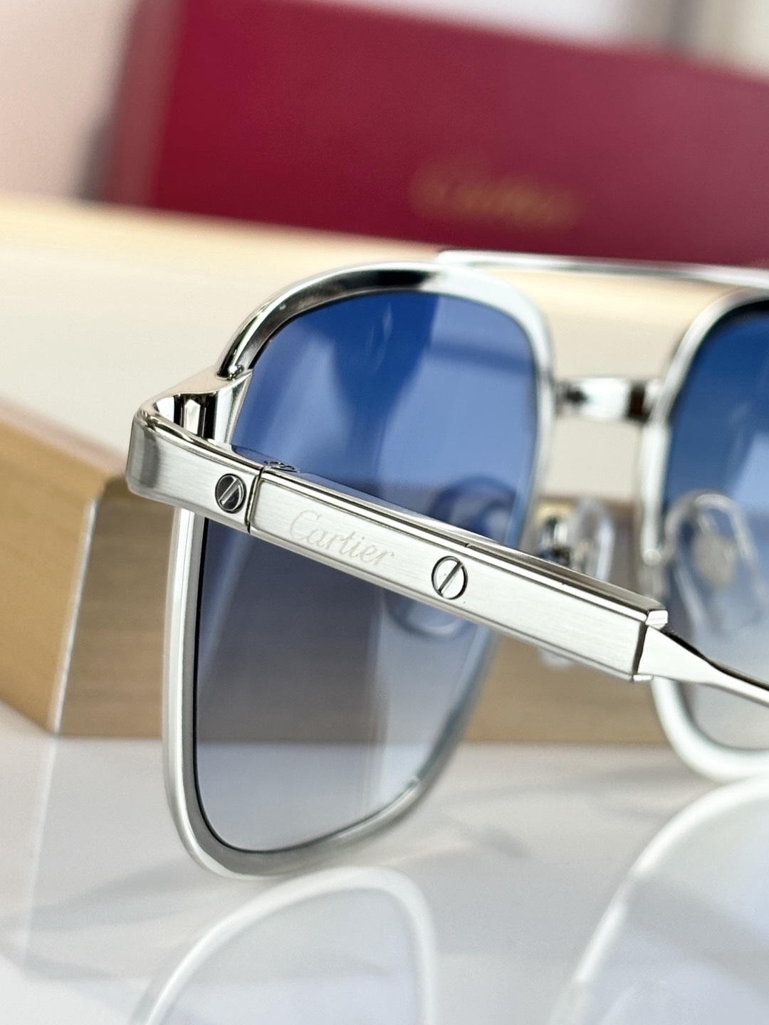 Cartier MOD：CT0610S Size：54口21-145 
