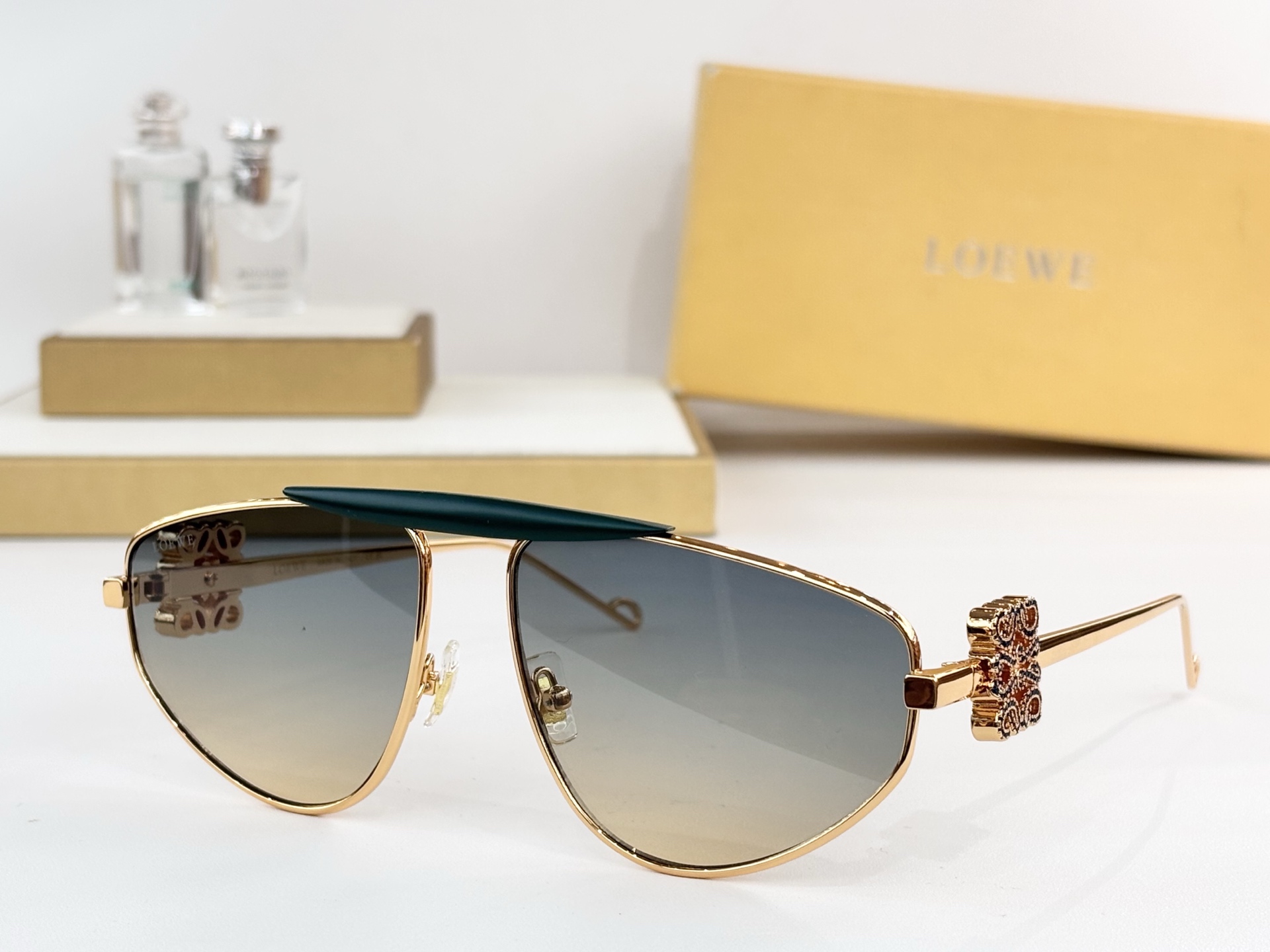 LOEWE MOD：LW1735LS Size：60口15-143 