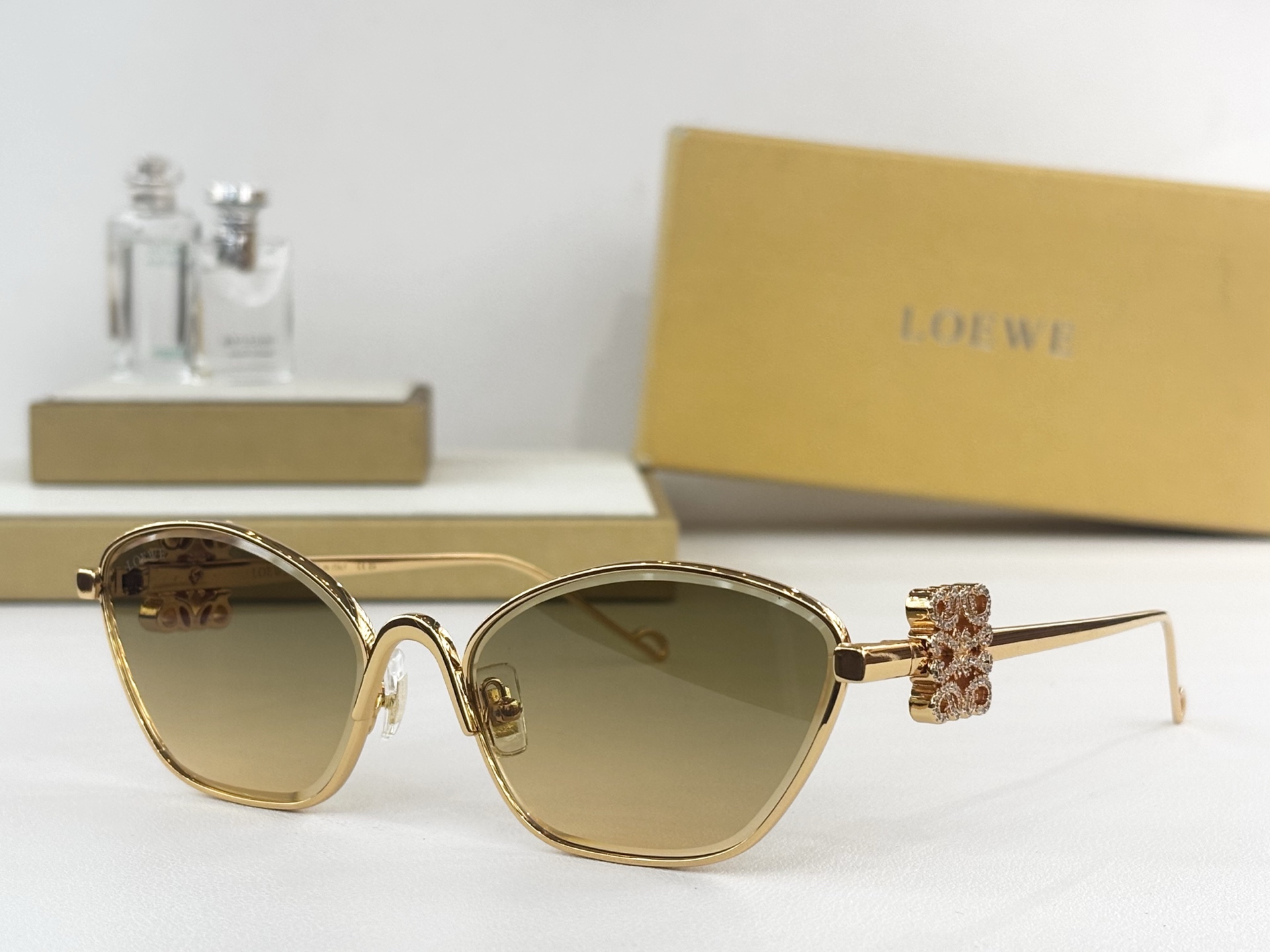 LOEWE MOD：LW1731LS Size：58口18 143 