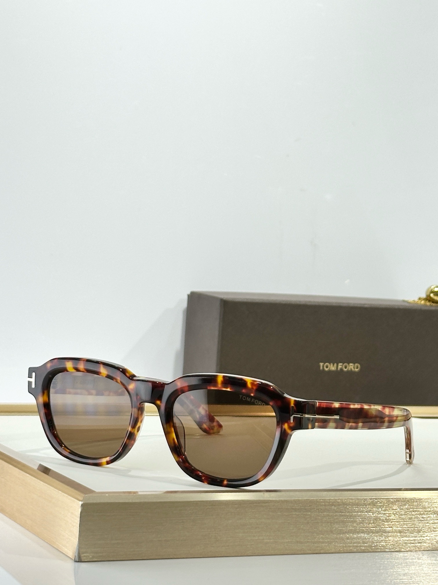 𝐓𝐎𝐌 𝐅𝐎𝐑𝐃 MOD：FT1226 size： 52-20-135 