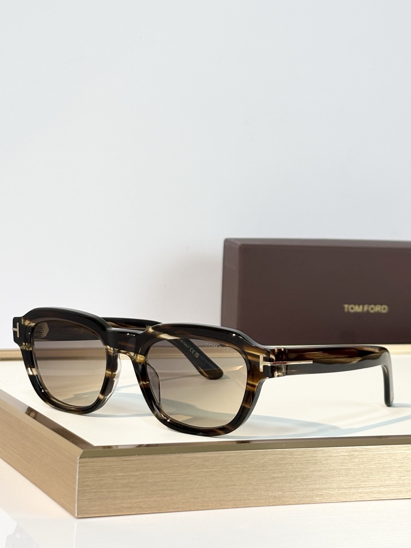 𝐓𝐎𝐌 𝐅𝐎𝐑𝐃 MOD：FT1226 size： 52-20-135 