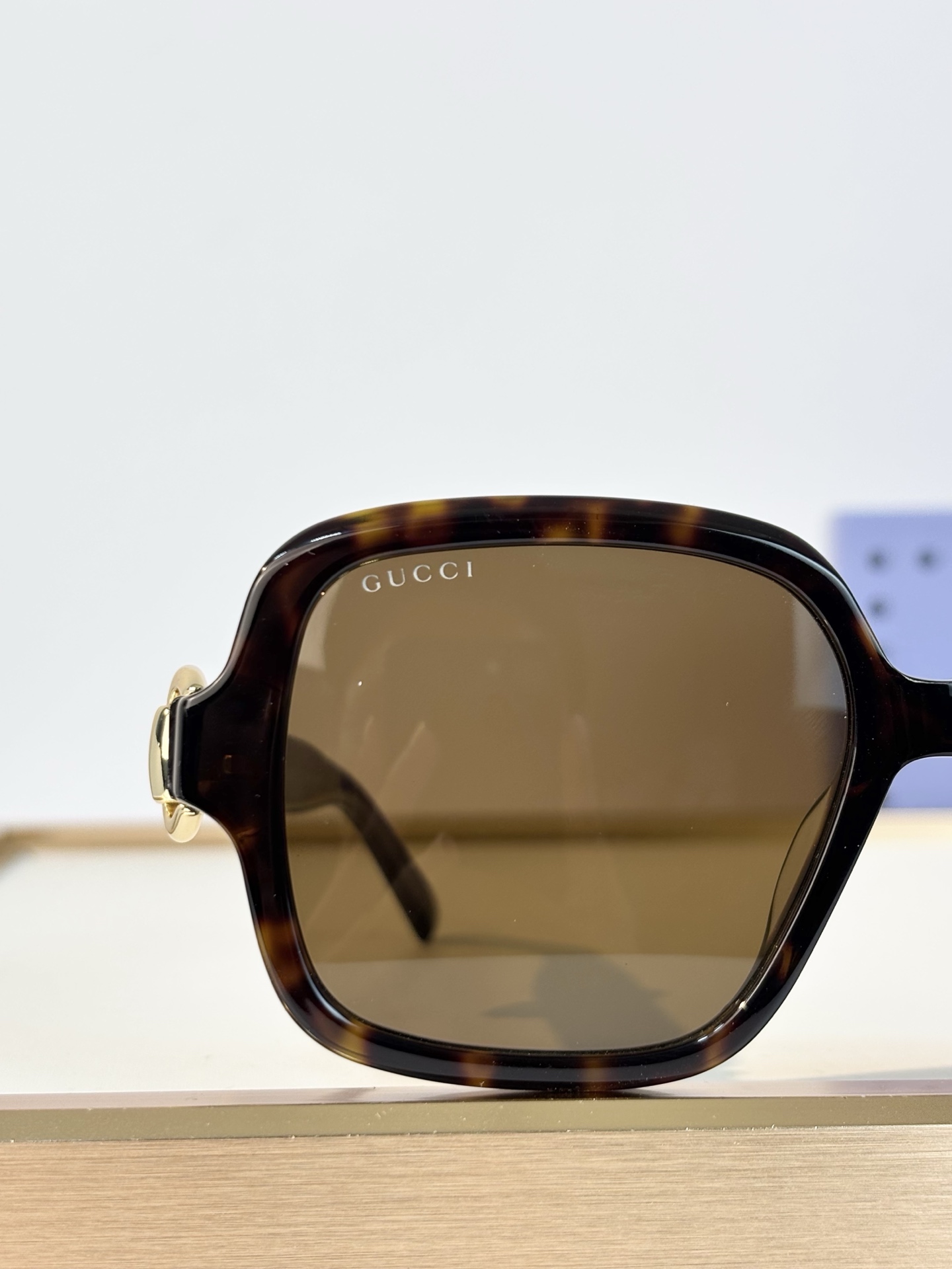 GUCCI oversized MOD：GG2215S Size：57口16-140 