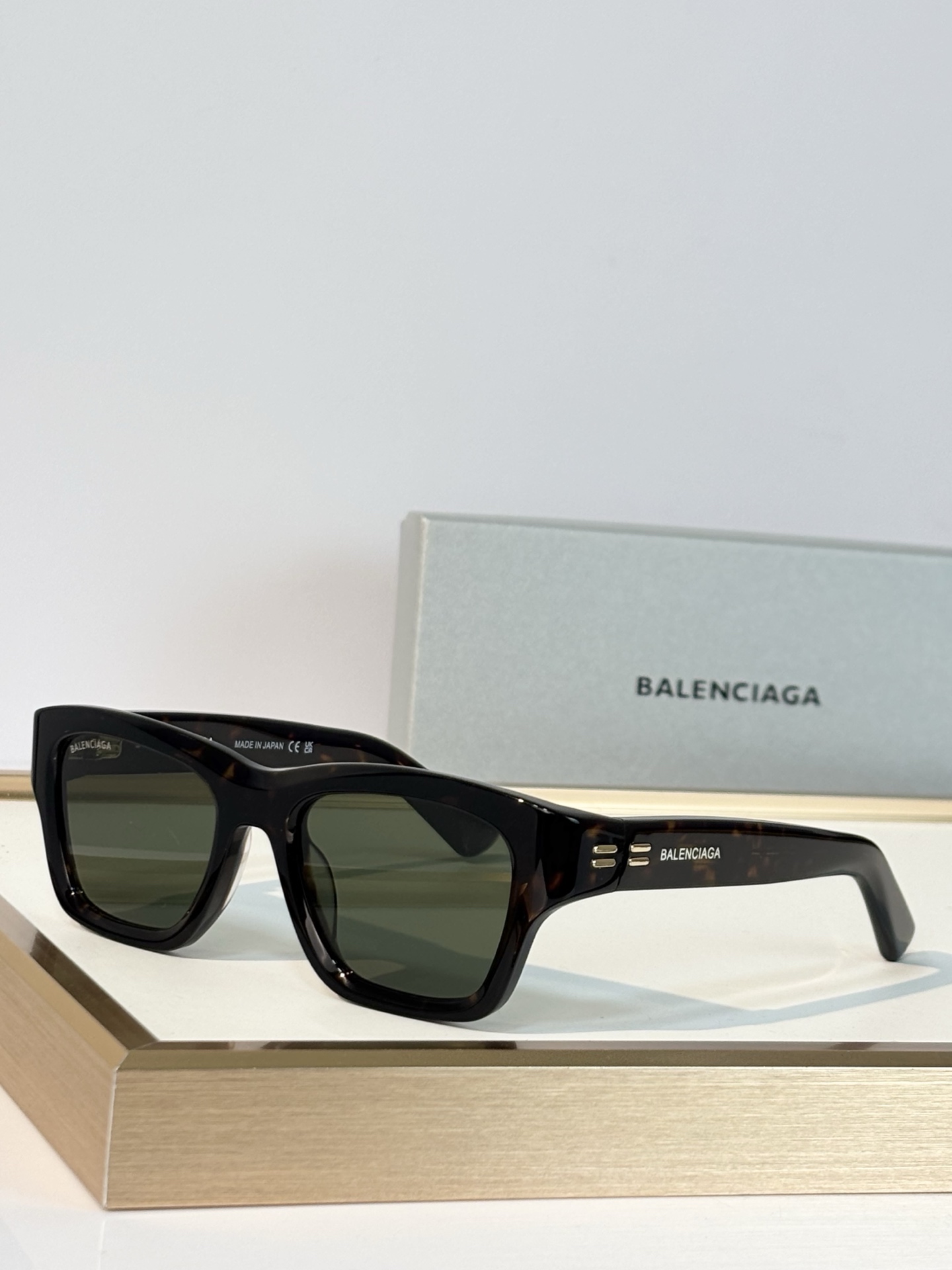 BALENCIAG* MODEL：BB7081 SIZE：50口19-140 
