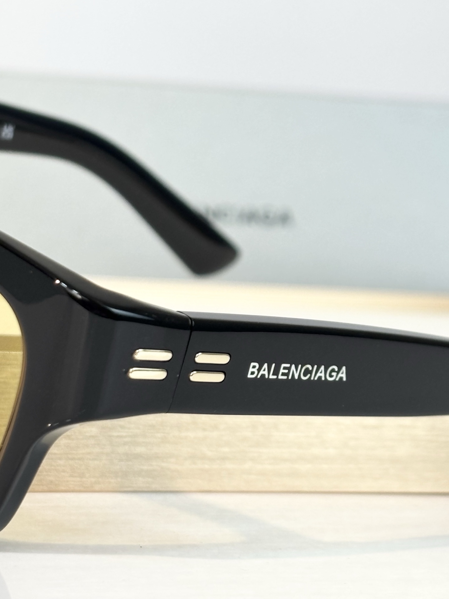 BALENCIAG* MODEL：BB7081 SIZE：50口19-140 