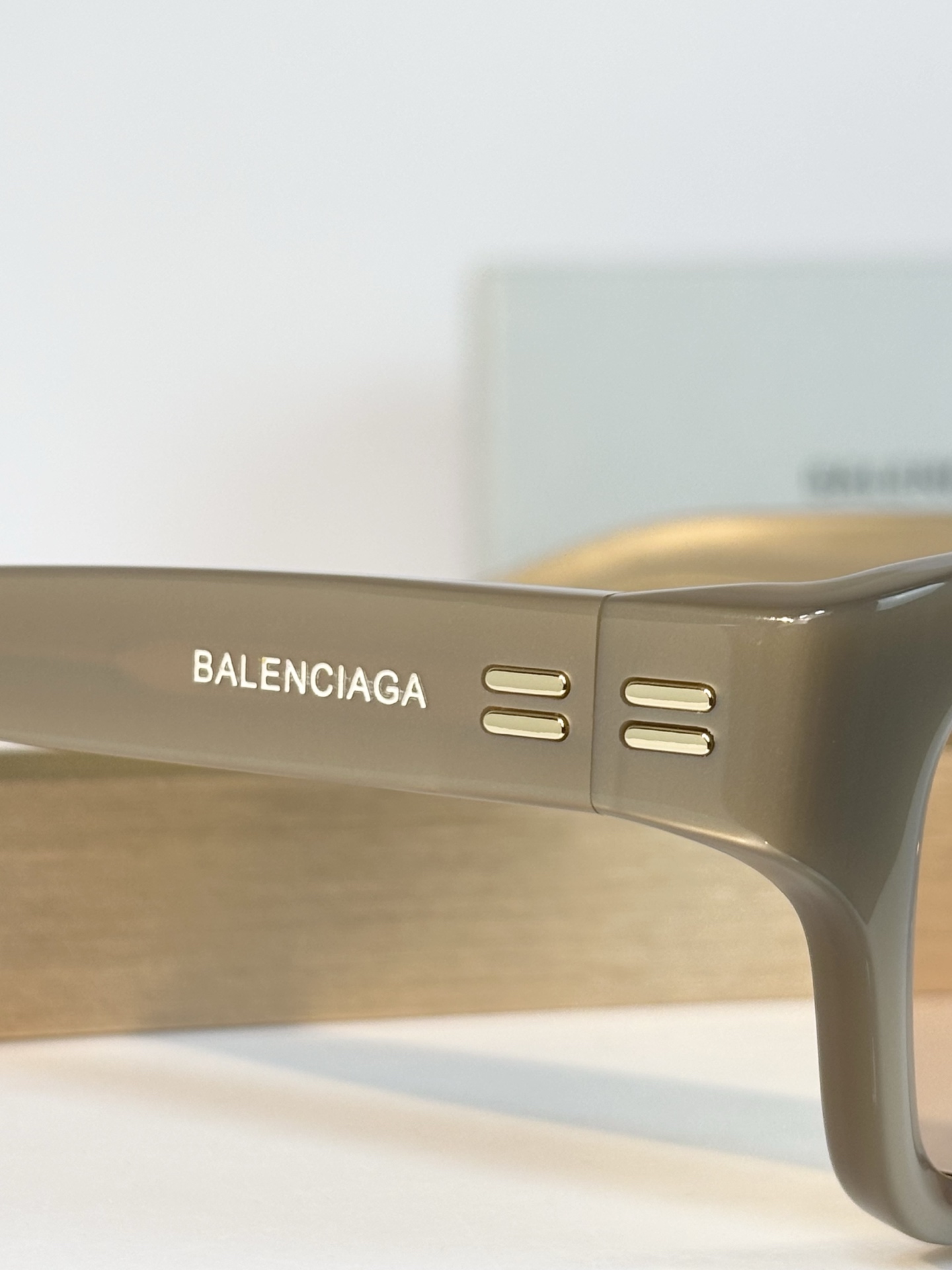 BALENCIAG* MODEL：BB7081 SIZE：50口19-140 
