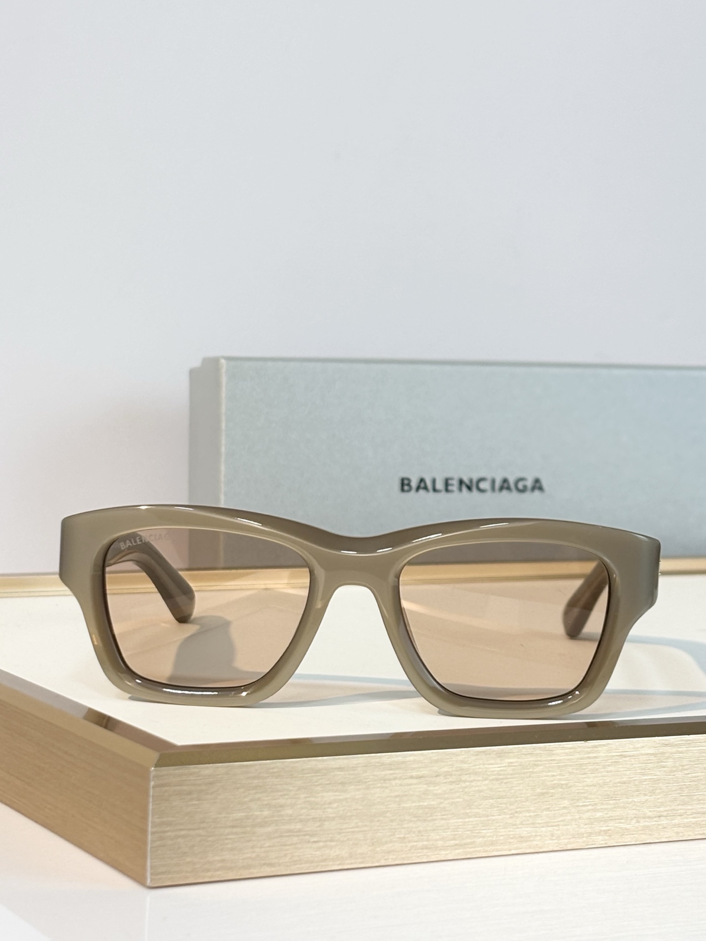 BALENCIAG* MODEL：BB7081 SIZE：50口19-140 