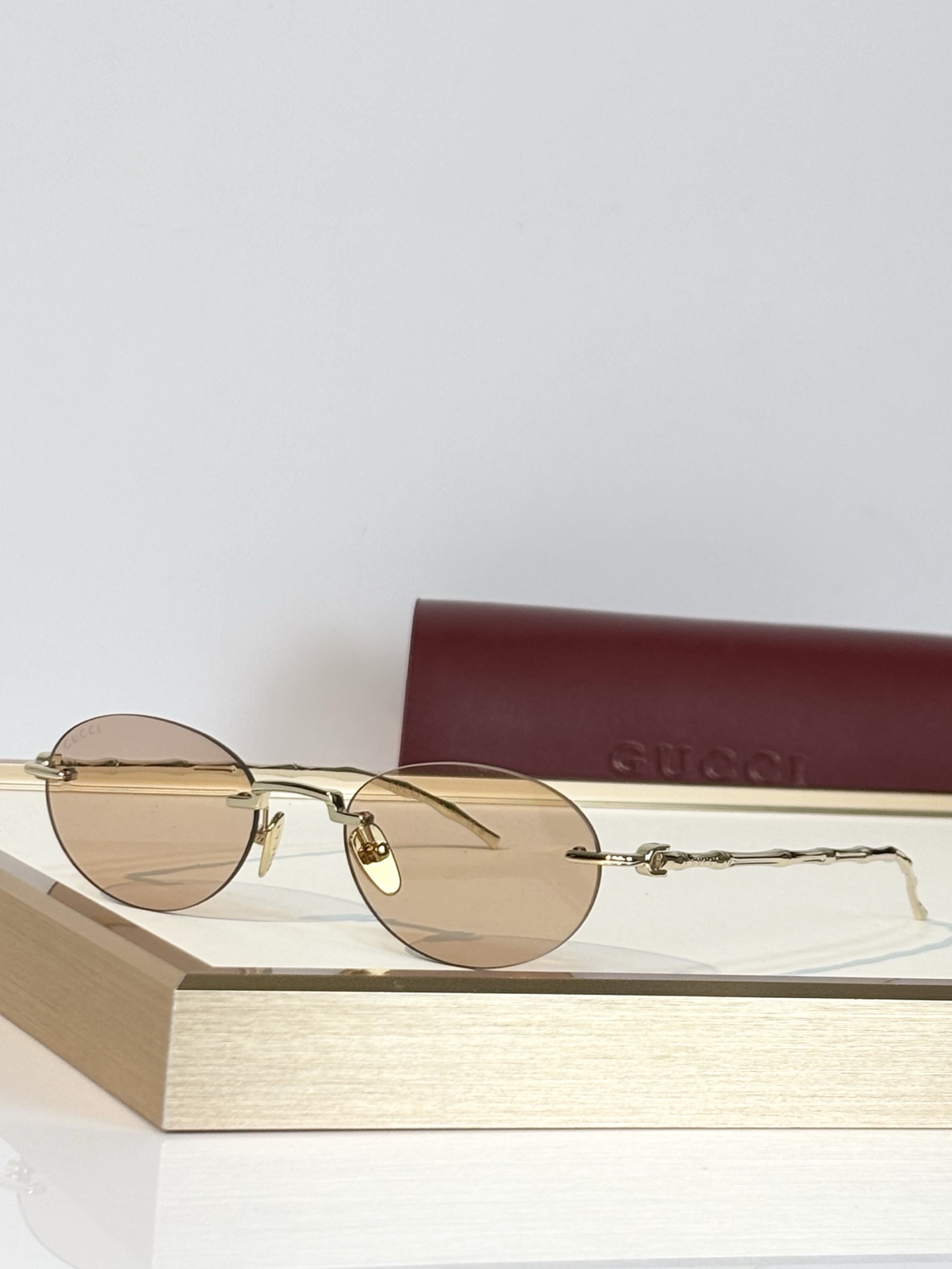 Gucc* Mod ：GG2385S Size：53口19-145 