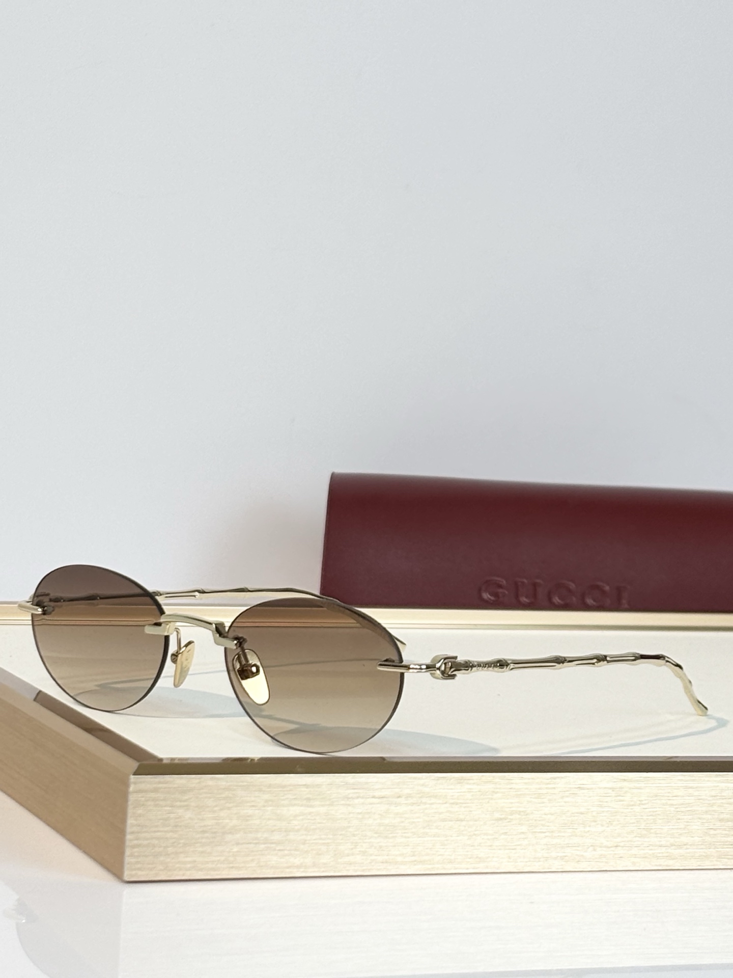Gucc* Mod ：GG2385S Size：53口19-145 