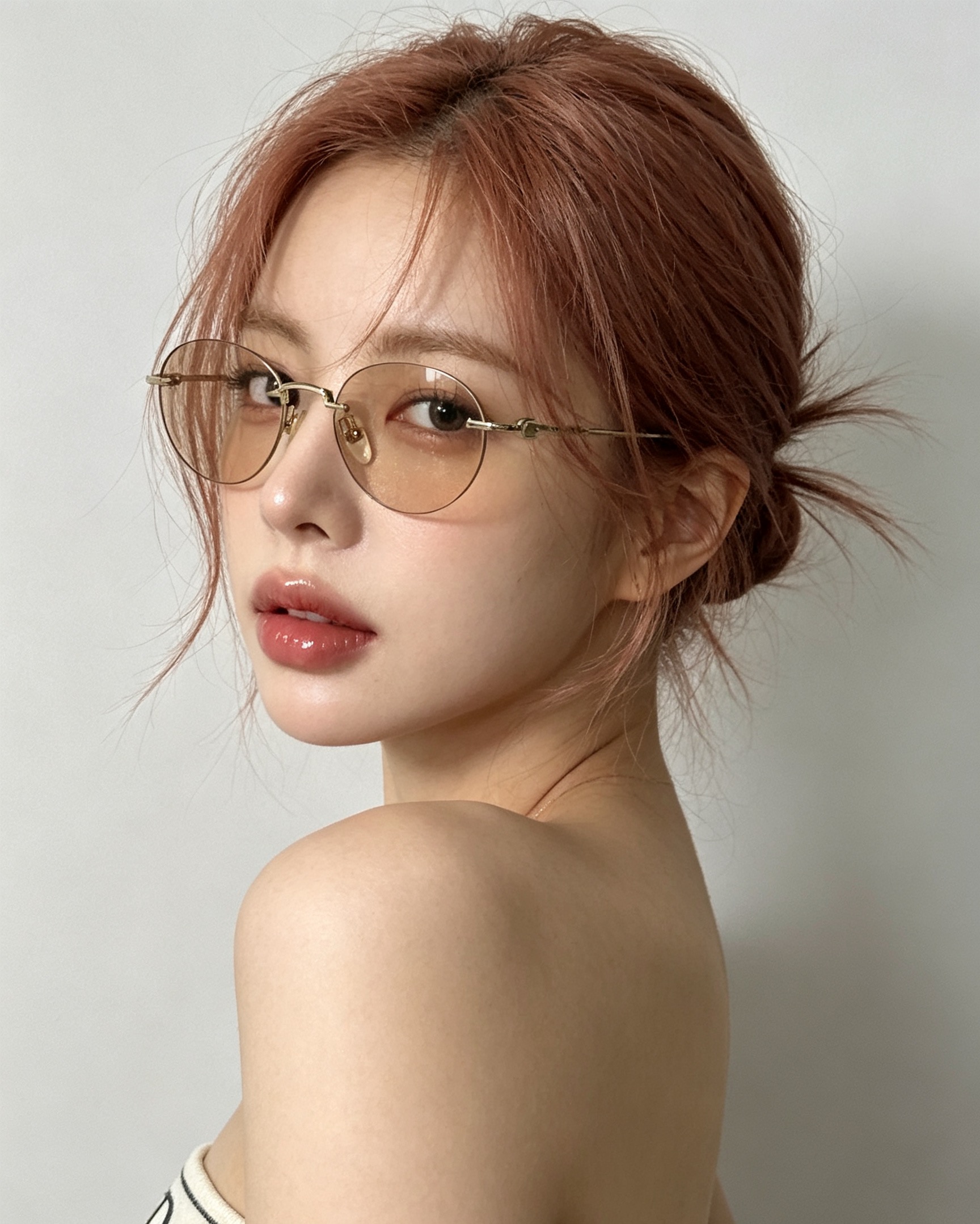 Gucc* Mod ：GG2385S Size：53口19-145 