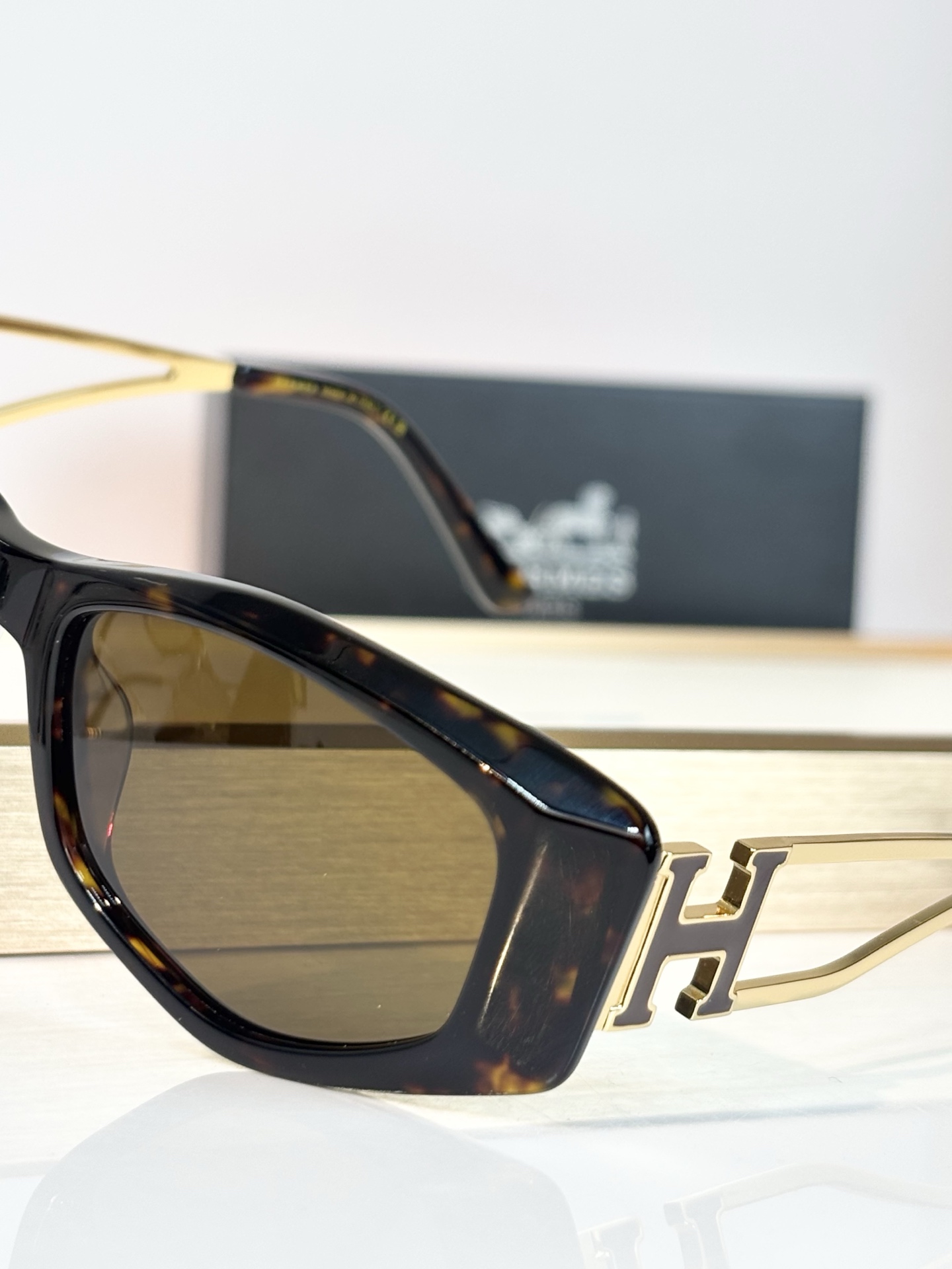 Herme* Mod ：H8126S Size ：56口19-145 