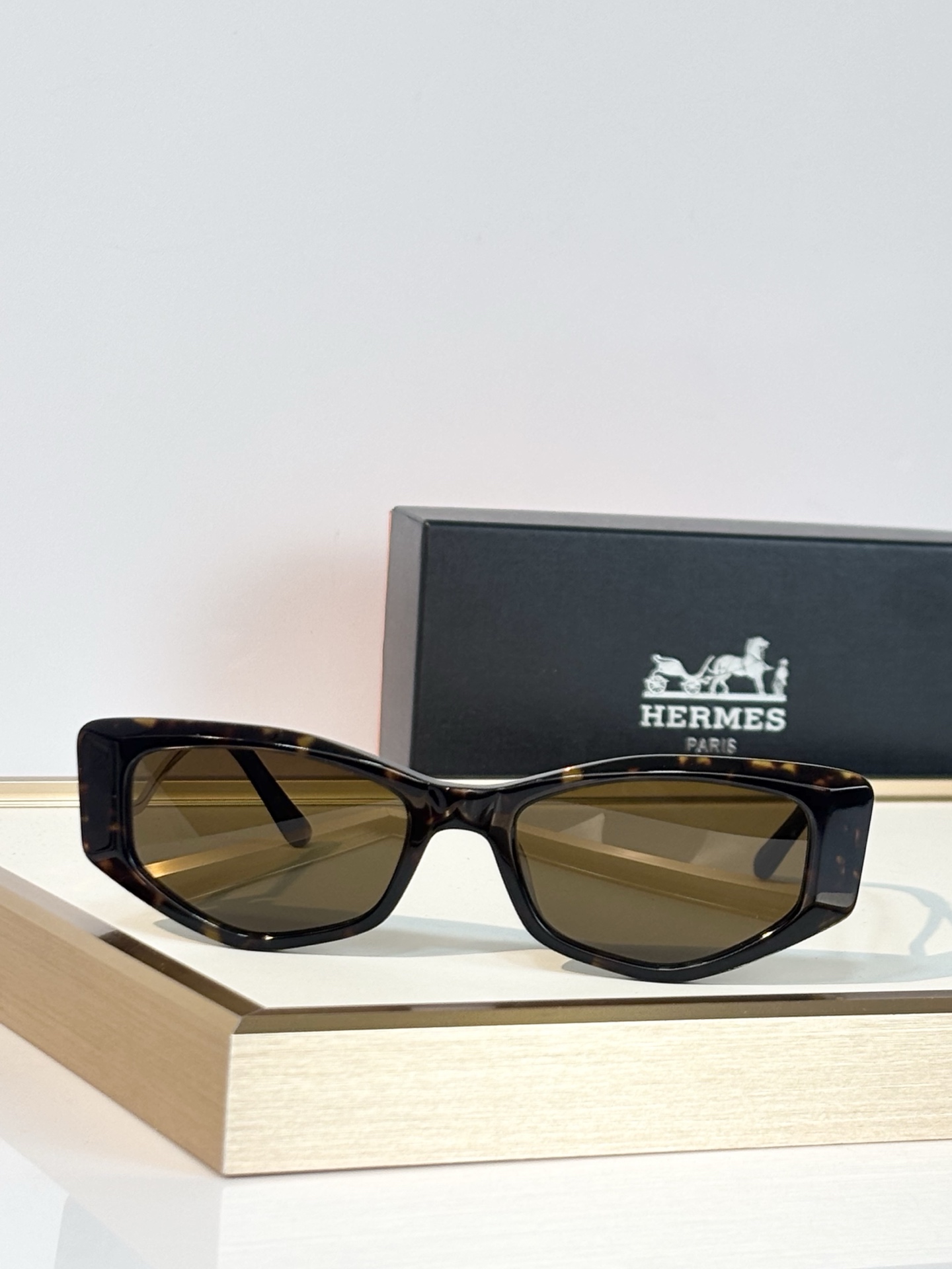 Herme* Mod ：H8126S Size ：56口19-145 