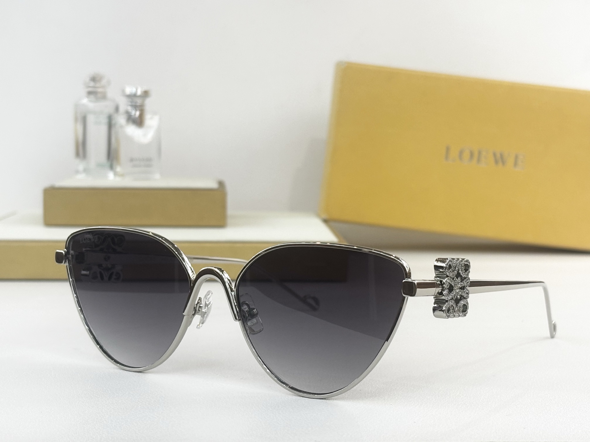 LOEWE MOD：LW1734LS Size：58口18 143 