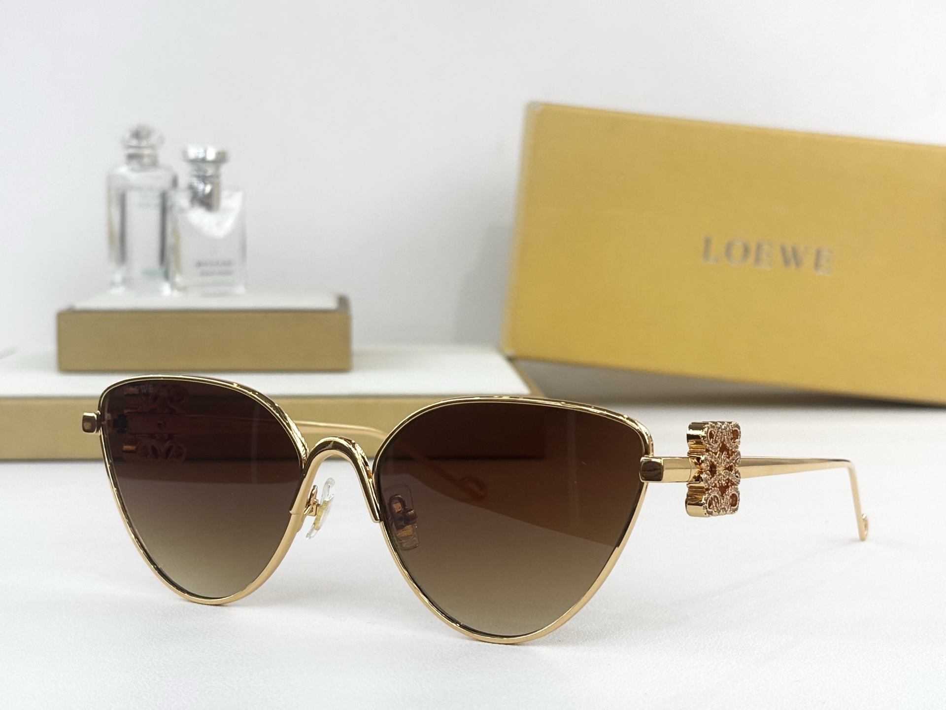 LOEWE MOD：LW1734LS Size：58口18 143 