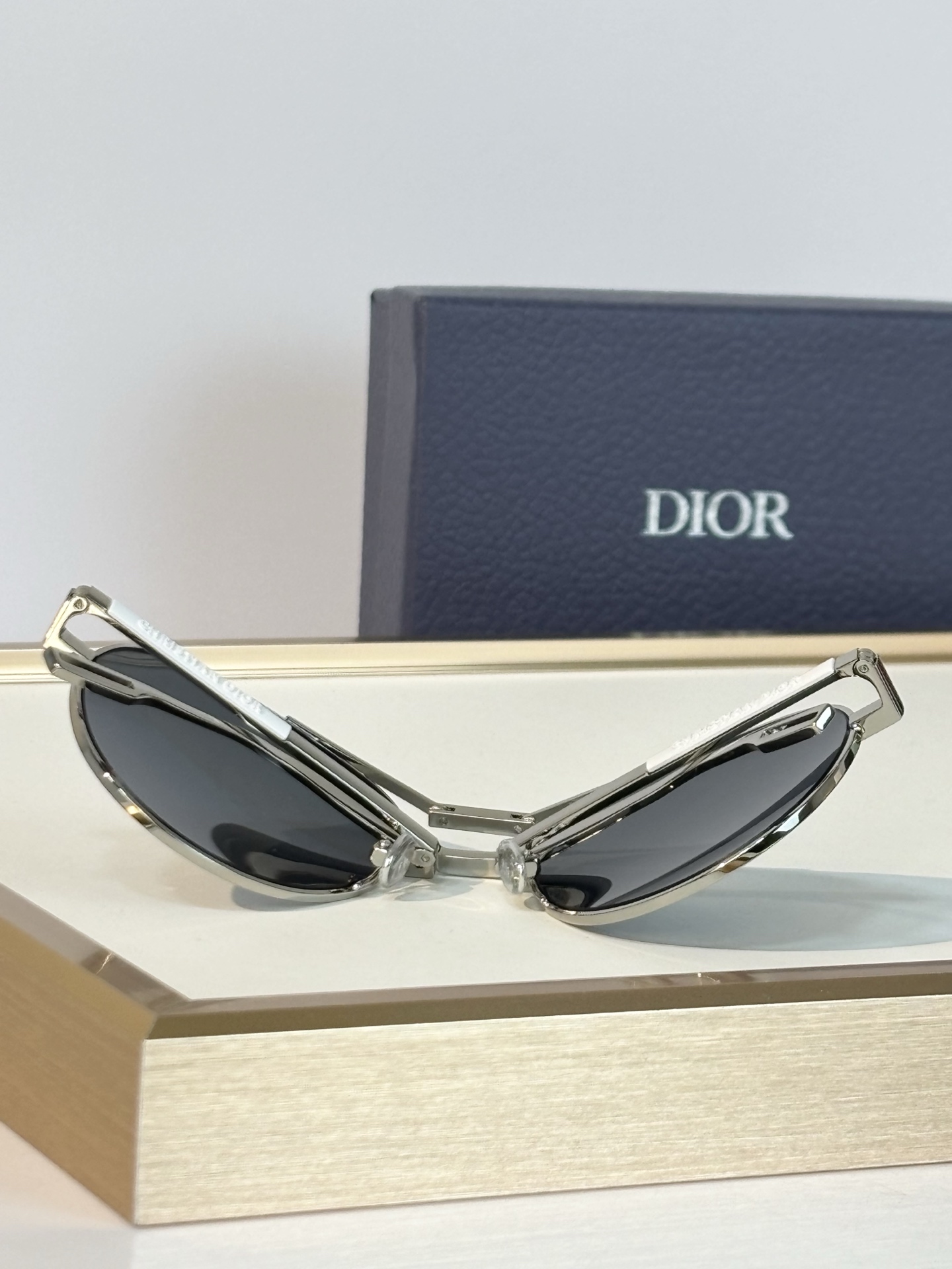Dio* Mod：90AIU Size：56口19-145 