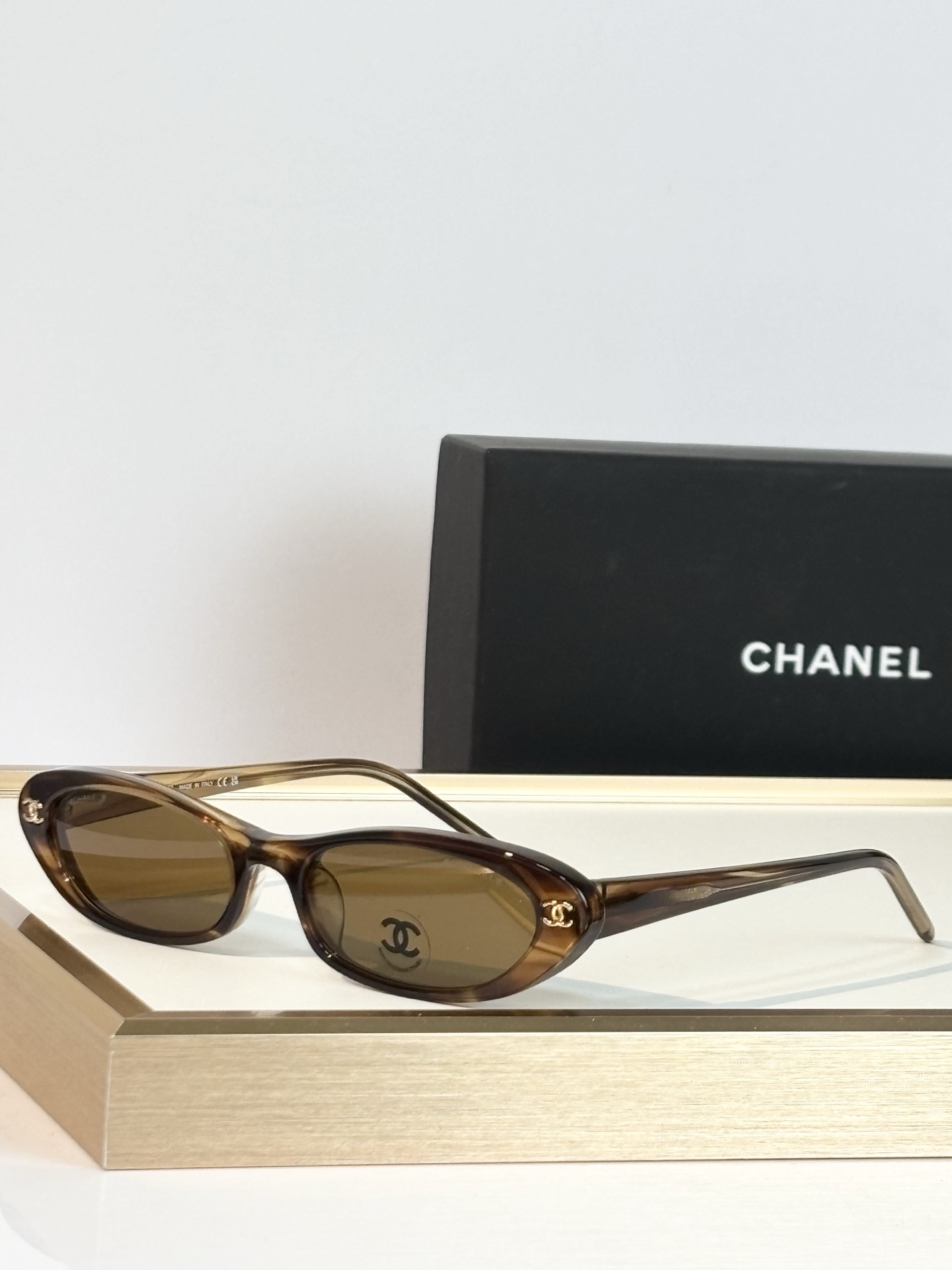 CHANEL MODEL：CH3025 SIZE：52口17-140 