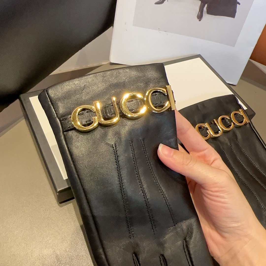 Gucci欧洲新款顶级原单女士高档手套百分百选用进口羊皮皮质光滑细腻柔软手感一流认准进口羊皮特有手感原版