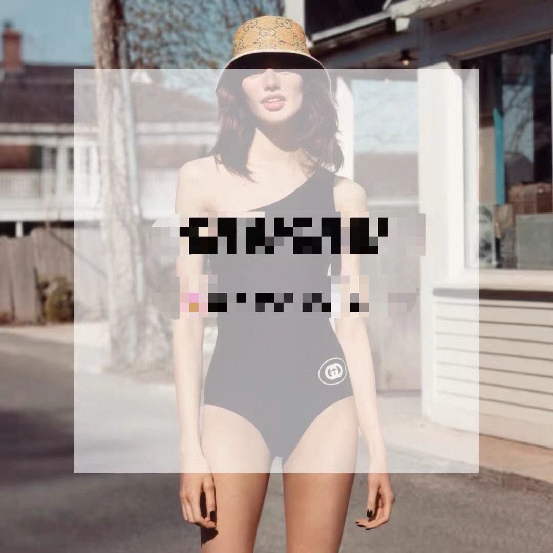 NO:288006,G Home's new one-shoulder swimsuit is a must-have for fashionable trendy people!  The real thing is super good!  It's great to take photos on the beach!  SML swimsuits, swimming trunks, bikini, swimsuits, swimming trunks, bikinis, gucci, swimsuits, bikinis19860909G家新款单肩泳衣,时尚潮人必备！实物超级好看！海边度假拍照超级好！SML泳衣,泳裤,比基尼,泳衣，泳裤，比基尼,gucci,swimsuits,bikinis,accessory