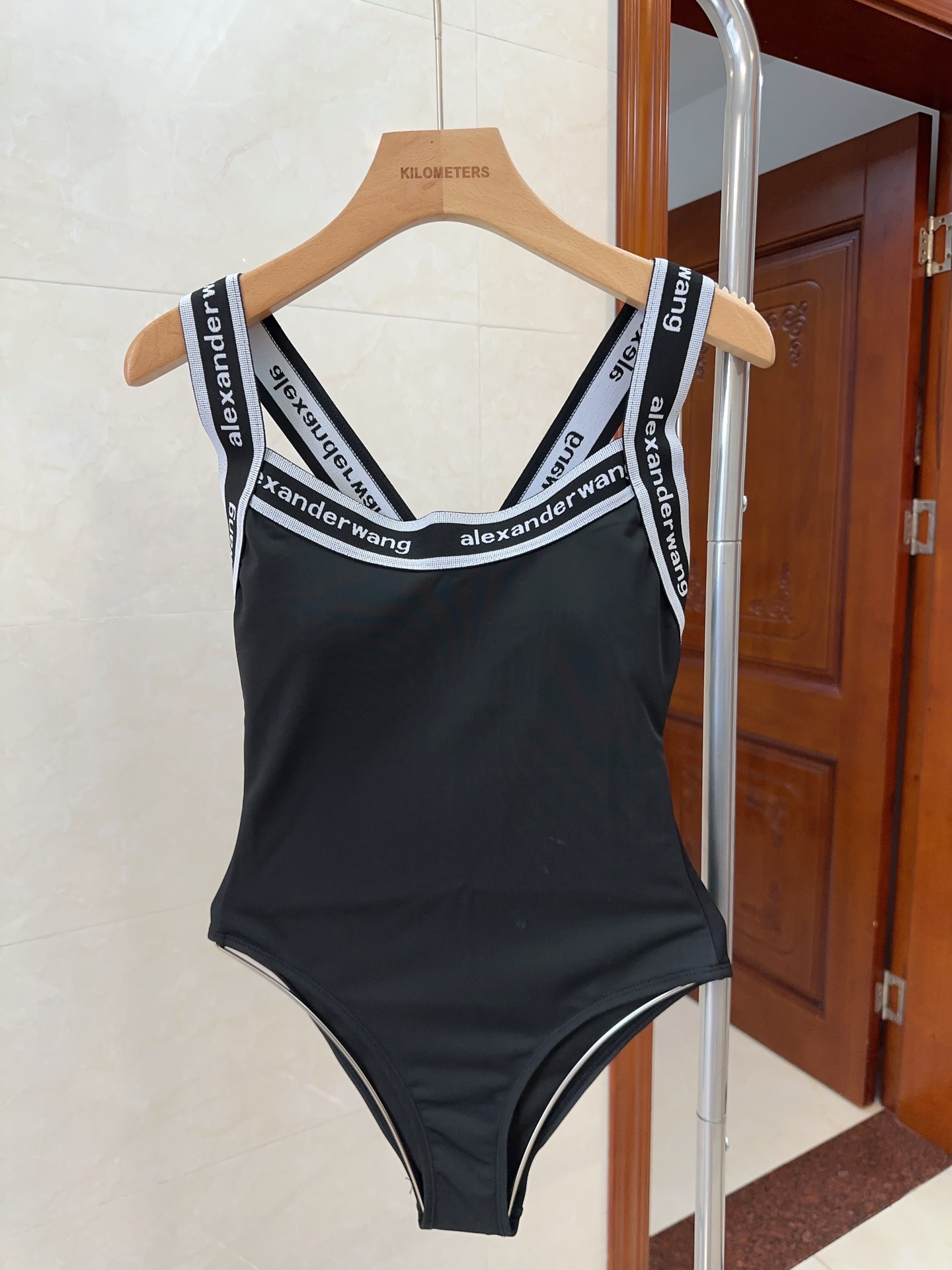 NO:288014,A stressful swimsuit, a must-have for fashionable trendy people!  The real thing is super good!  It's great to take photos on the beach!  SML swimsuits, swimming trunks, bikini, swimsuits, swimming trunks, bikinis19860909压力山大泳衣,时尚潮人必备！实物超级好看！海边度假拍照超级好！SML泳衣,泳裤,比基尼,泳衣，泳裤，比基尼,swimsuits,bikinis,accessory