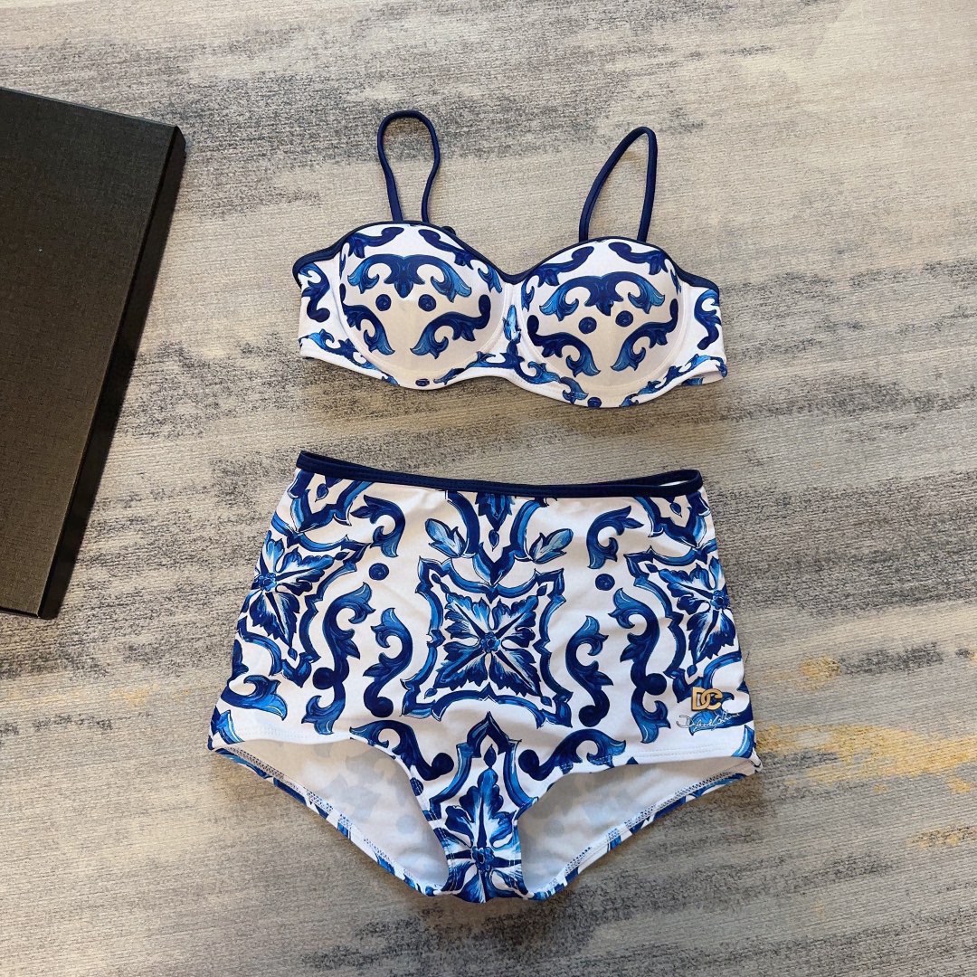 NO:290567,DG swimsuits are a must-have for fashion experts. Super body shape!  SML swimsuits, swimsuits, swimsuits, bikinis, swimsuits, bikinis19860909DG泳衣,时尚达人必备.超级显身材！SML泳衣泳裤比基尼,泳衣，泳裤，比基尼,swimsuits,bikinis,accessory
