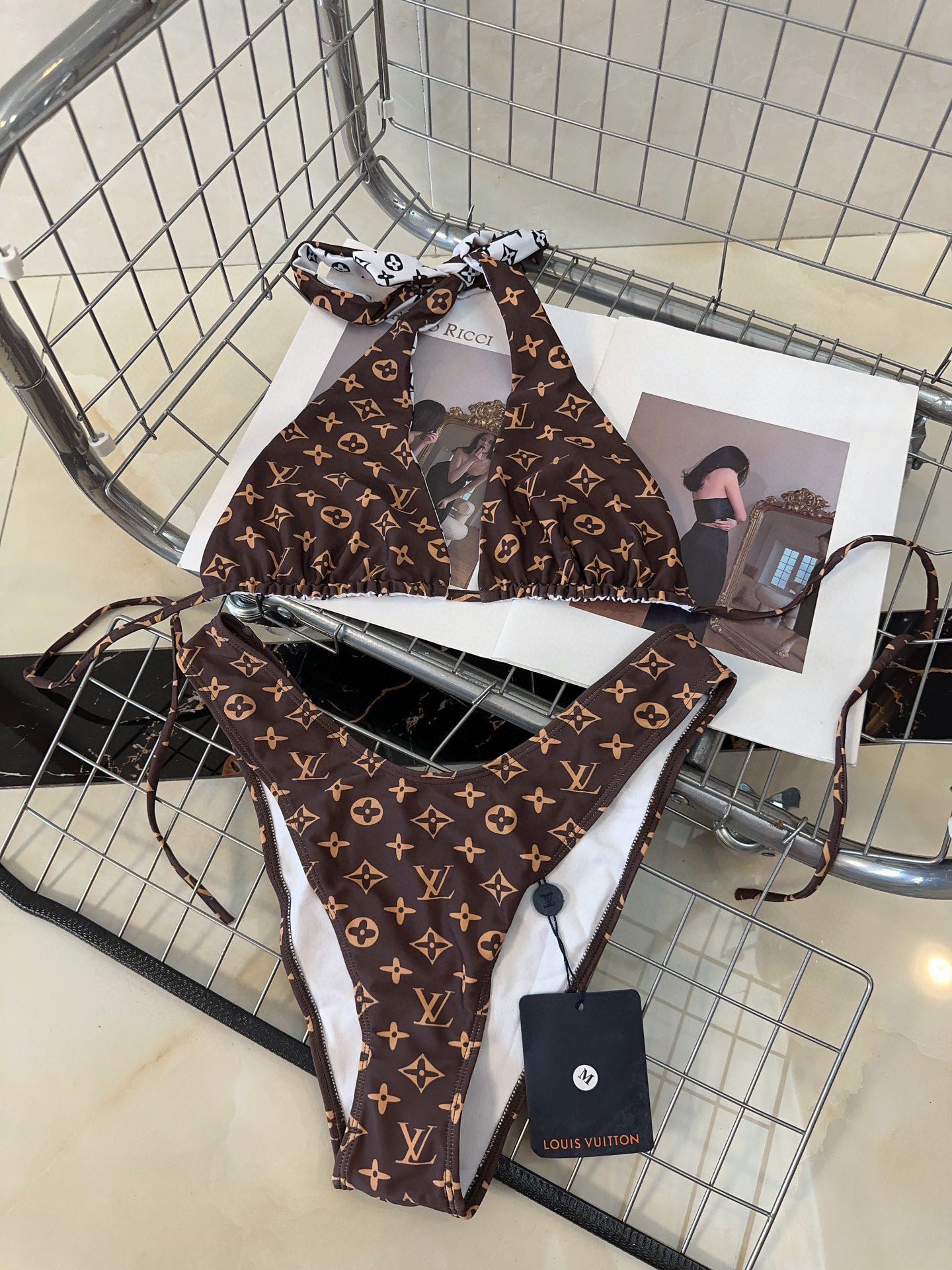 NO:291334,LV swimsuits, a must-have for fashion experts. Super body shape!  SML swimsuits, swimsuits, swimsuits, bikini, louis vuitton, swimsuits, bikinis19860909LV泳衣,时尚达人必备.超级显身材！SML泳衣泳裤比基尼,泳衣，泳裤，比基尼,louis vuitton,swimsuits,bikinis,accessory