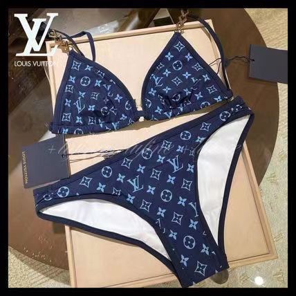 NO:291433,LV presbyopia bikini suit, very personalized and fashionable, can be worn with shorts, when you wear this bikini, you are the most beautiful girl in the audience, and you have to show off your good figure [color] SML swimsuits, swimsuits, swimsuits, bikini, louis vuitton, shorts, swimsuits, bikinis19860909LV老花比基尼套装,非常个性时尚,可以搭配短裤穿搭,当你穿上这款比基尼,你就是全场最靓的妞,好身材就要秀出来[色] SML泳衣泳裤比基尼,泳衣，泳裤，比基尼,louis vuitton,shorts,swimsuits,bikinis,accessory