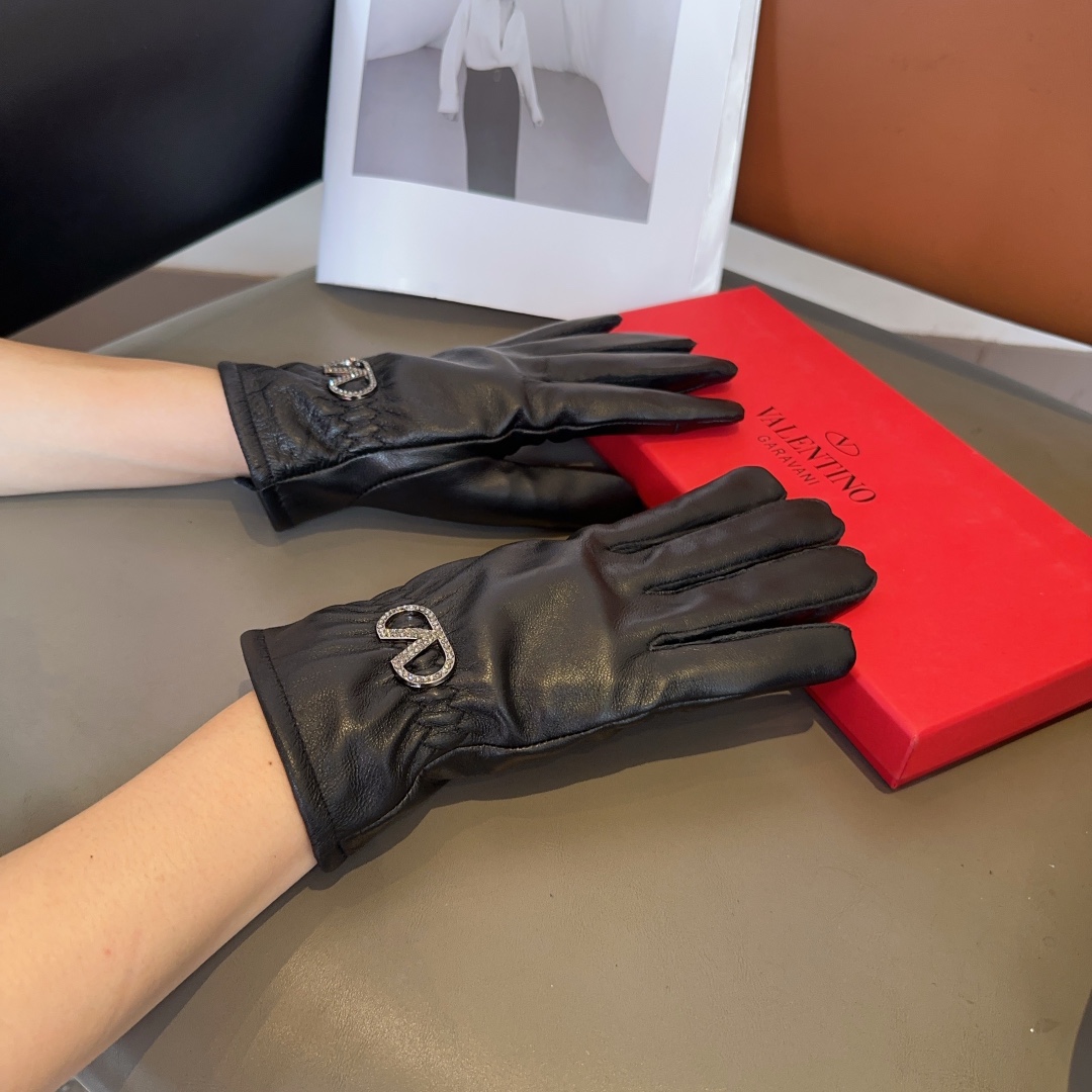 Valentino Gloves Sheepskin Fall/Winter Collection Fashion