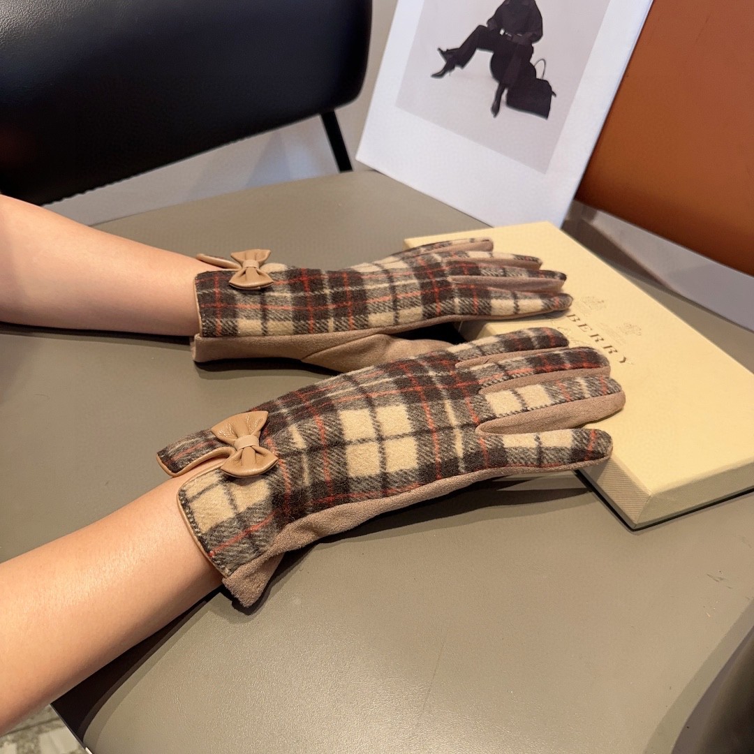 Burberry Guantes Marco de madera a cuadros Lana Colección otoño – invierno Fashion