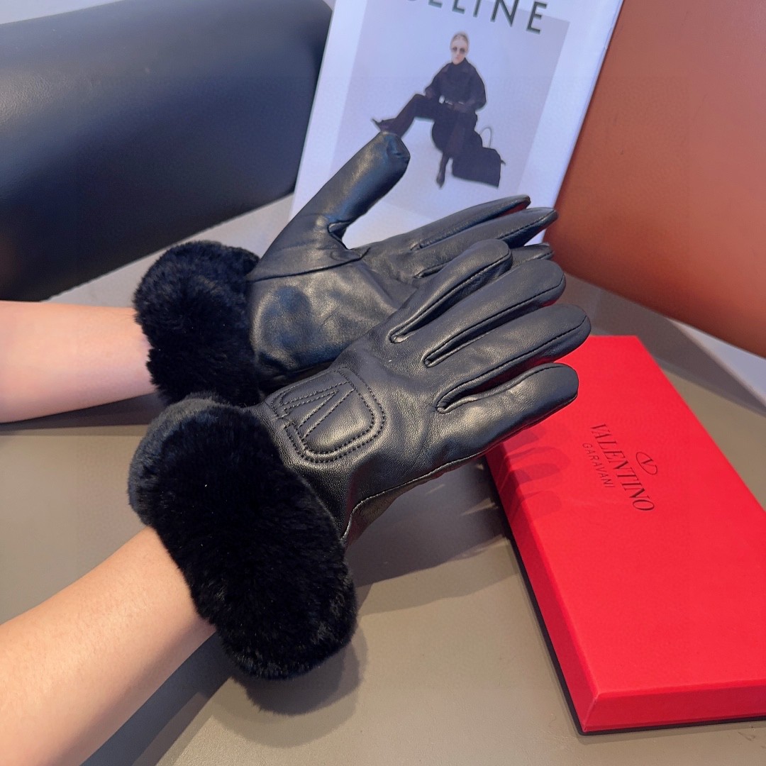 Cozy and Stylish Valentine’s Skin Gloves for Autumn and Winter Warmth - 图片 2