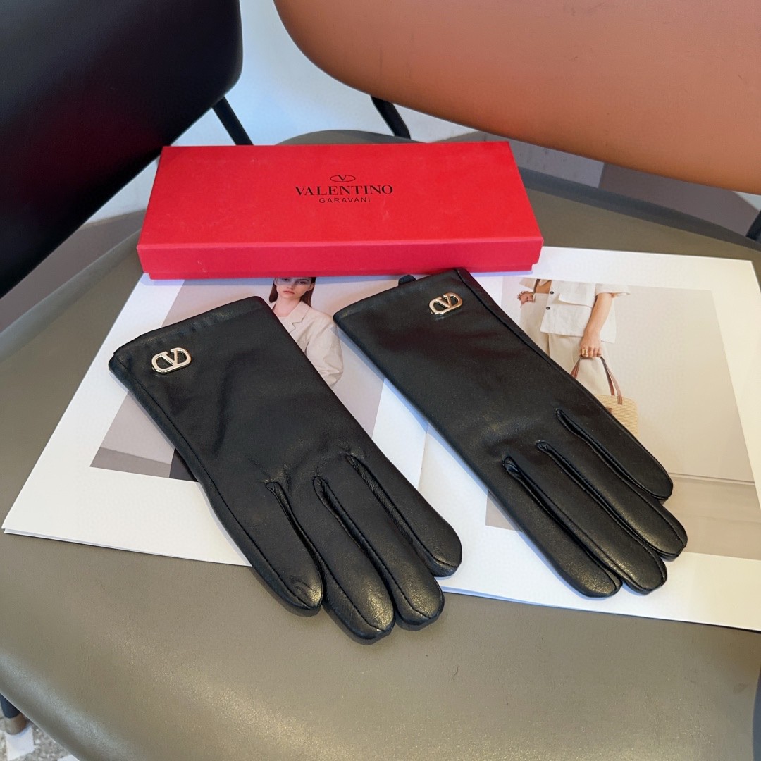Cozy and Soft Valentine’s Fashion Gloves for Autumn/Winter with Classic Design - 图片 3