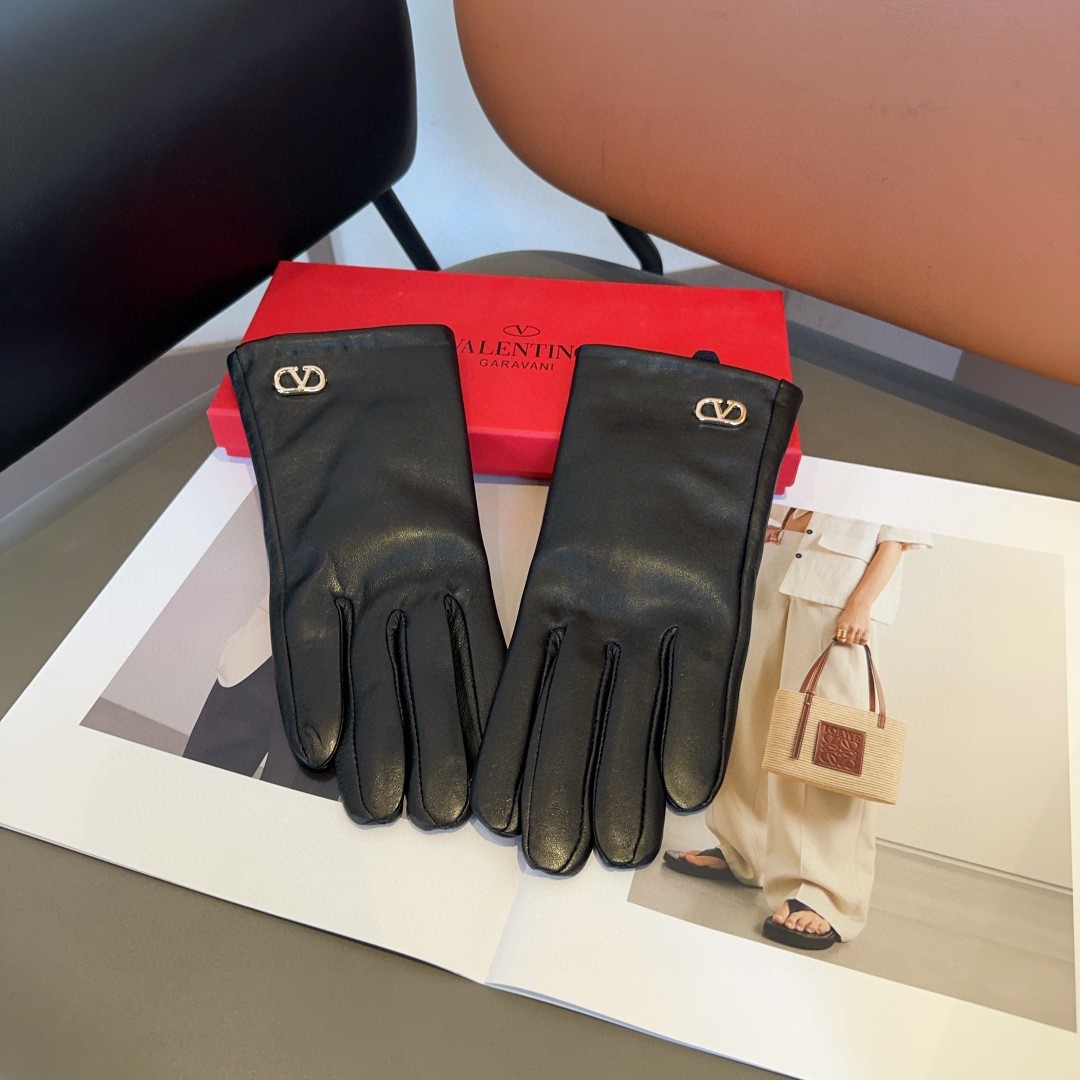 Cozy and Soft Valentine’s Fashion Gloves for Autumn/Winter with Classic Design - 图片 9