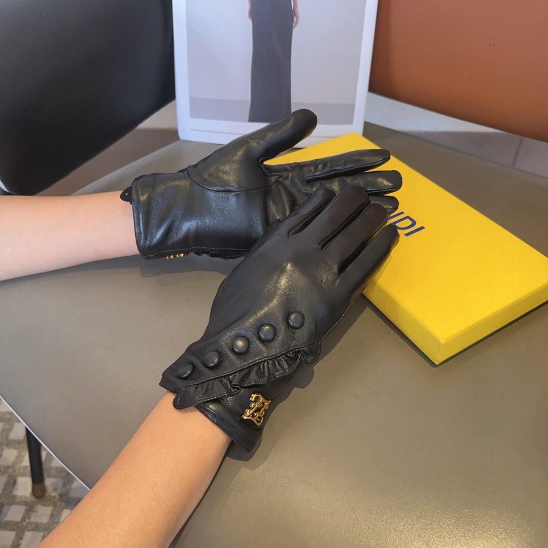 Luxurious Fendy Lambskin Gloves: Stylish, Warm, and Cozy for Autumn and Winter - 图片 2