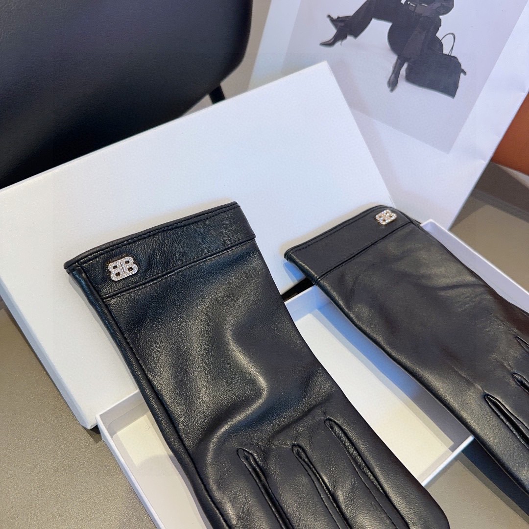 Stylish Parisian Ladies’ Sheepskin Gloves: Warm, Cozy, and Fashionable for Autumn and Winter - 图片 7