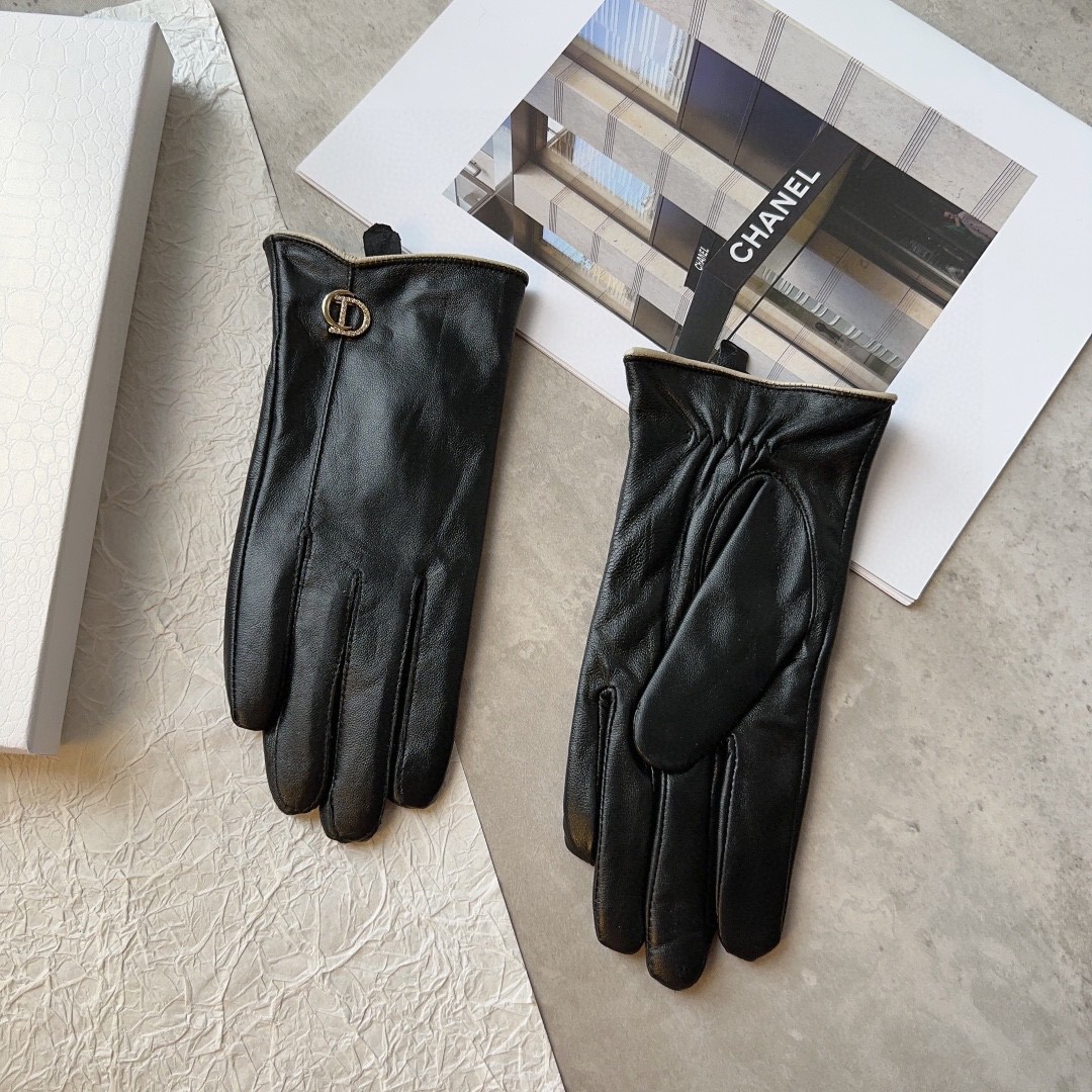 Stylish and Warm Lambskin Gloves for Women, Classic and Cozy Design, Size ML. - 图片 4