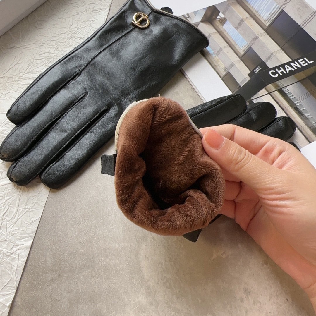 Stylish and Warm Lambskin Gloves for Women, Classic and Cozy Design, Size ML. - 图片 8