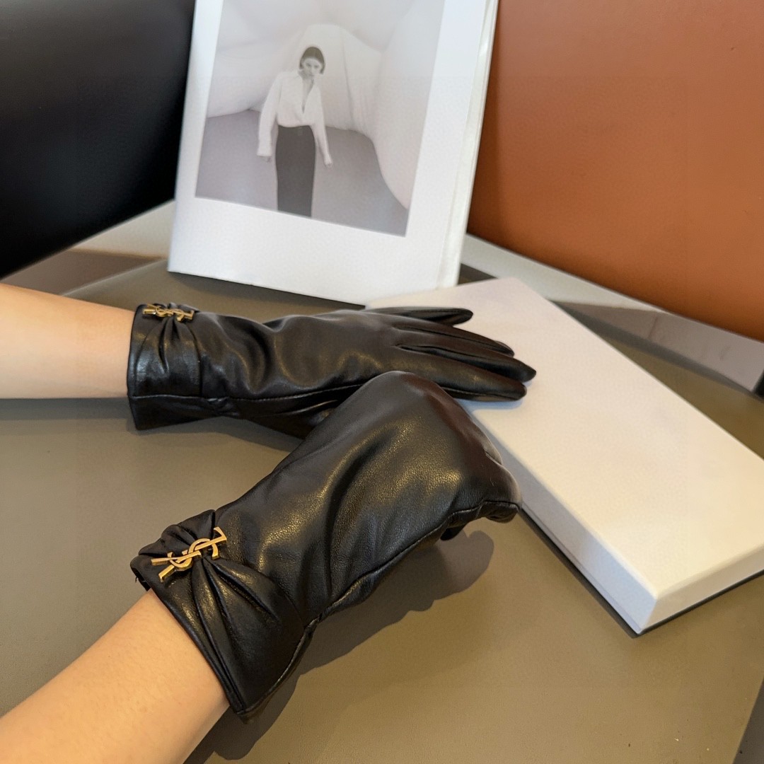 Warm and Stylish Lamb-Skin Gloves by St. Roland: Classic, Cozy, Fashionable. - 图片 3