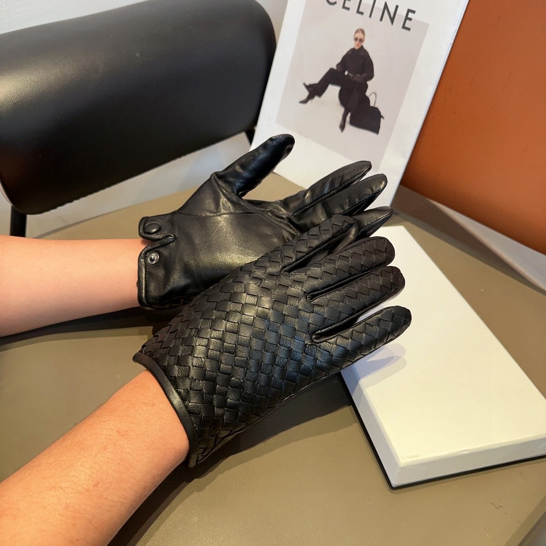 Luxurious Sheepskin: Unmissable Softness, Warmth, and Quality in 375 Words - 图片 2