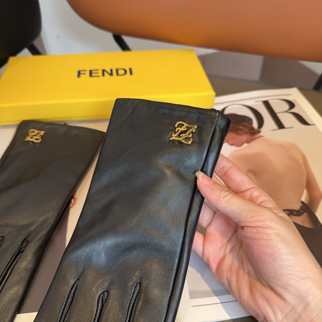 💰275 Fendy gloves, fashion gloves, warm and velvet in the autumn and winter - 图片 6