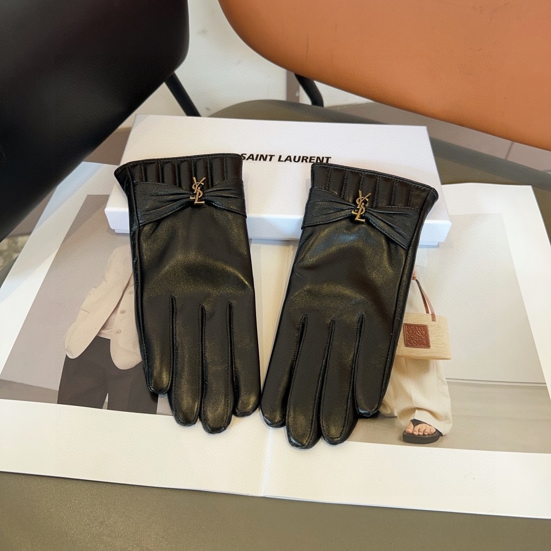 St. Roland’s Gloves: Cozy and Fashionable Warmth for Autumn and Winter - 图片 4