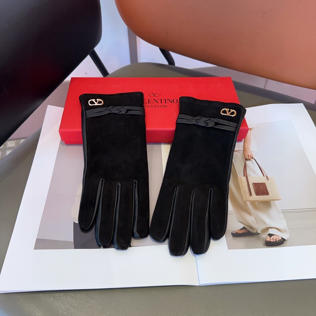 Luxurious Valentino Fashion Gloves: Cozy and Warm for Autumn/Winter, Classic and Soft! - 图片 4