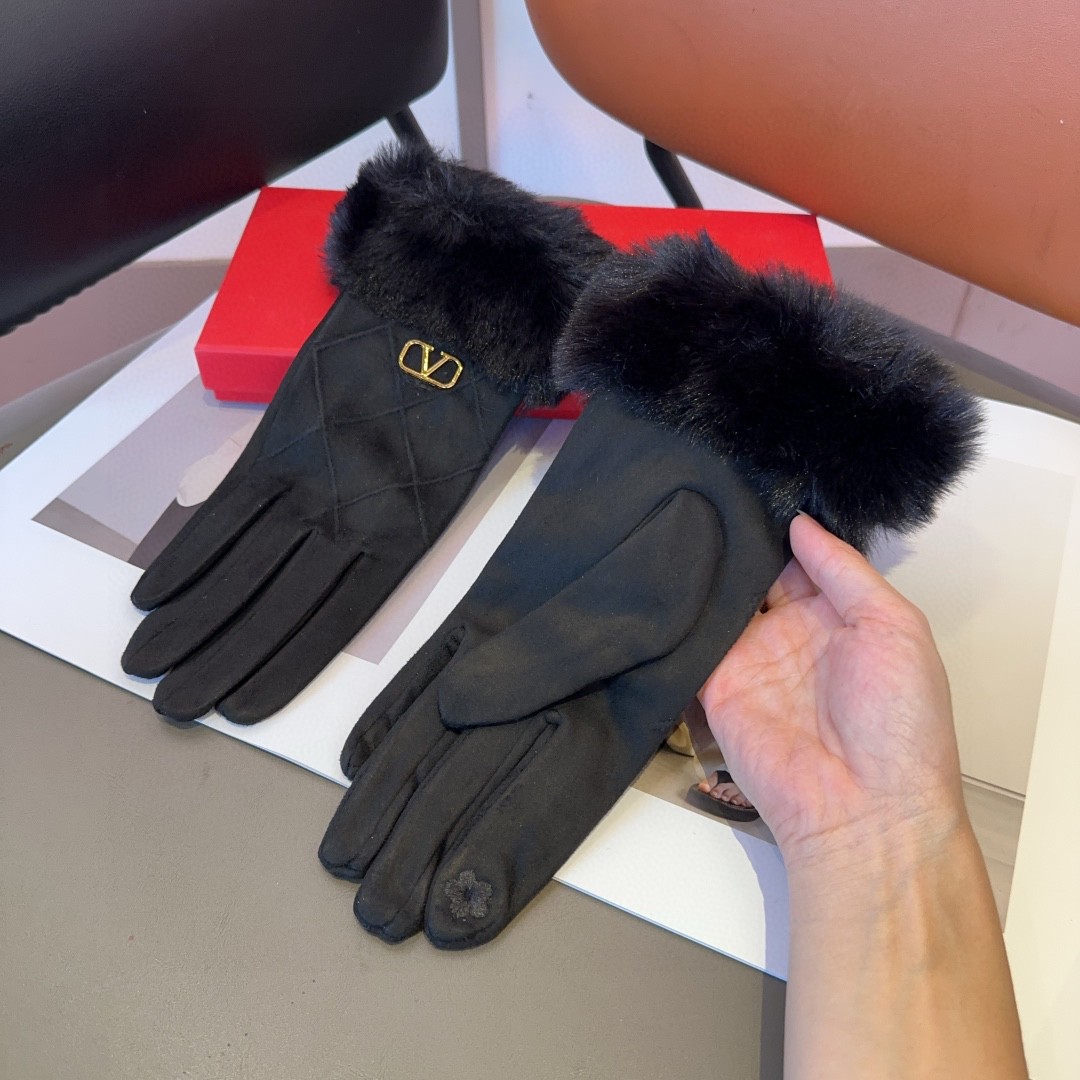 “Valentino Women’s Fashion Gloves: Classic, Cozy, and Soft – A Must-Have Accessory!” - 图片 7