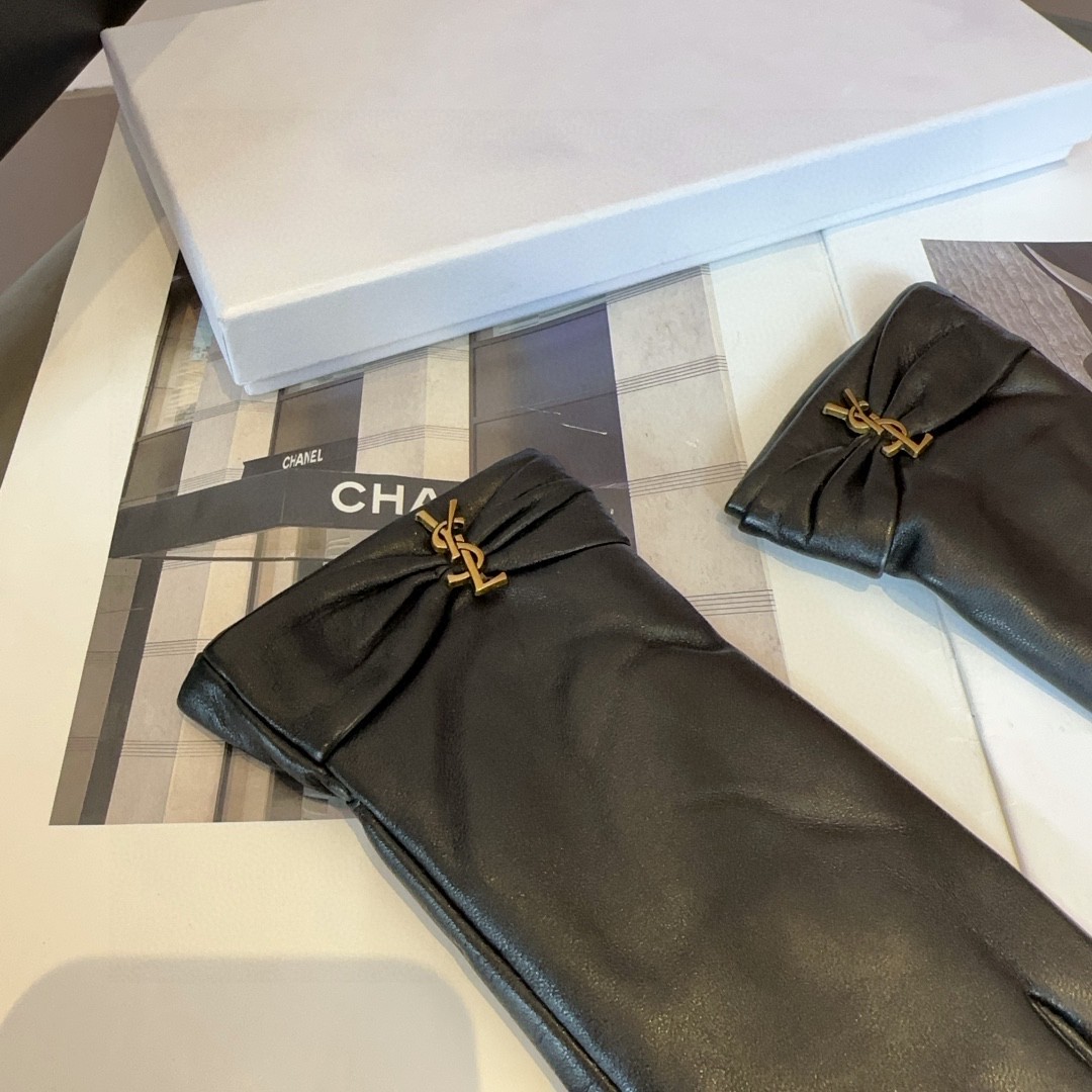 St. Roland’s Fashionable Lamb-Skin Gloves: Warm, Cozy, and Classic for Autumn. - 图片 9