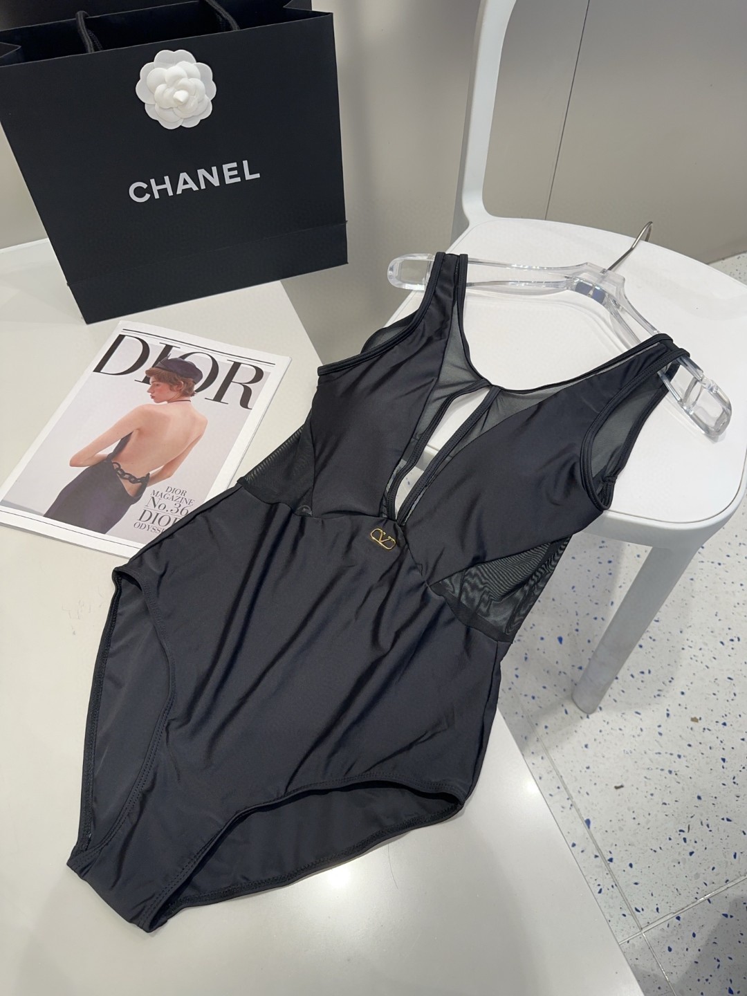 NO:304059,Valentino swimsuit, the real thing is so beautiful!  If you can't take pictures of it, whoever wears it will be beautiful!  Very worth buying SML swimsuits, swimsuits, swimsuits, bikinis, valentino, swimsuits, bikinis19860909华伦天奴泳衣,实物实在太美了！拍不出来它的美谁穿谁美！很值得入手 SML泳衣泳裤比基尼,泳衣，泳裤，比基尼,valentino,swimsuits,bikinis,accessory