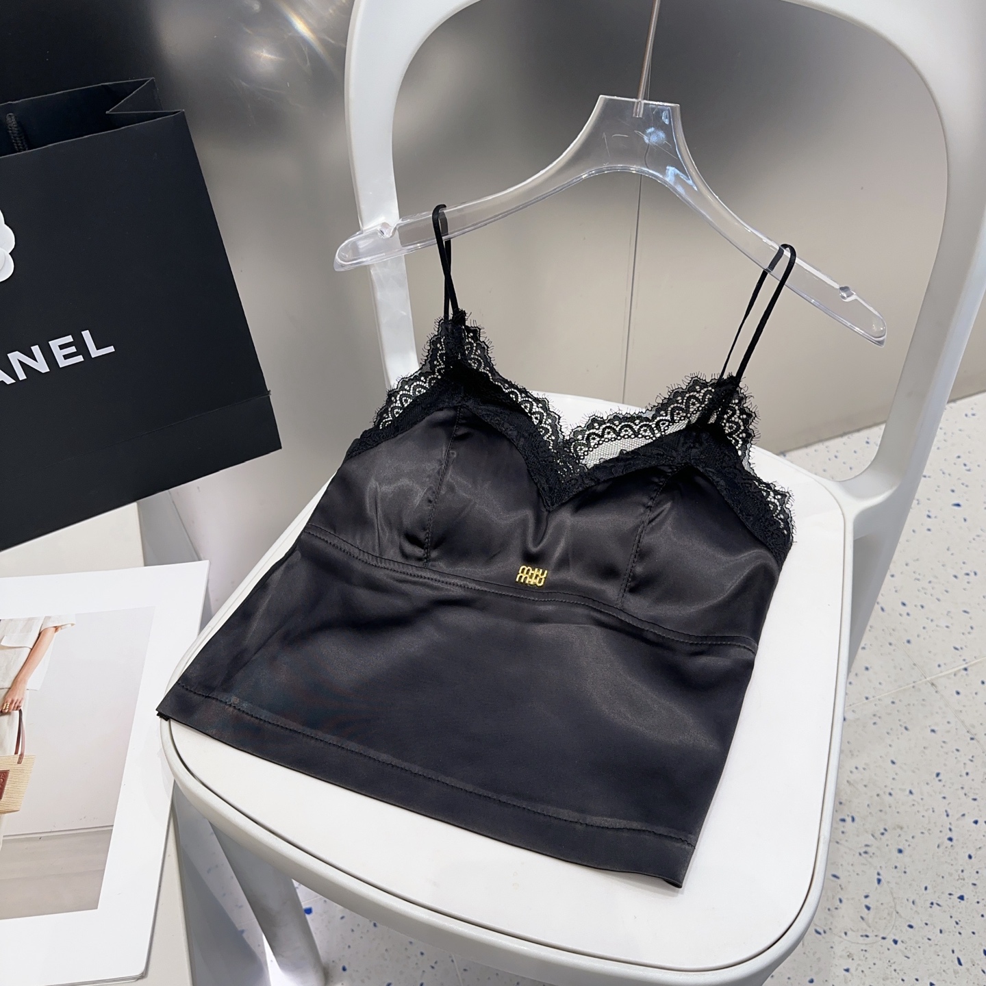 NO:304412,Miumiu small vest, with its own coaster, wearing a jacket, wearing a single coat, one size swimsuit, swimming trunk bikini, swimsuit, swimming trunk, bikini, miumiu, jackets & coats, swimsuits, bikinis19860909miumiu小背心,自带杯垫,搭外套单穿超爆 均码泳衣泳裤比基尼,泳衣，泳裤，比基尼,miumiu,jackets & coats,swimsuits,bikinis,accessory