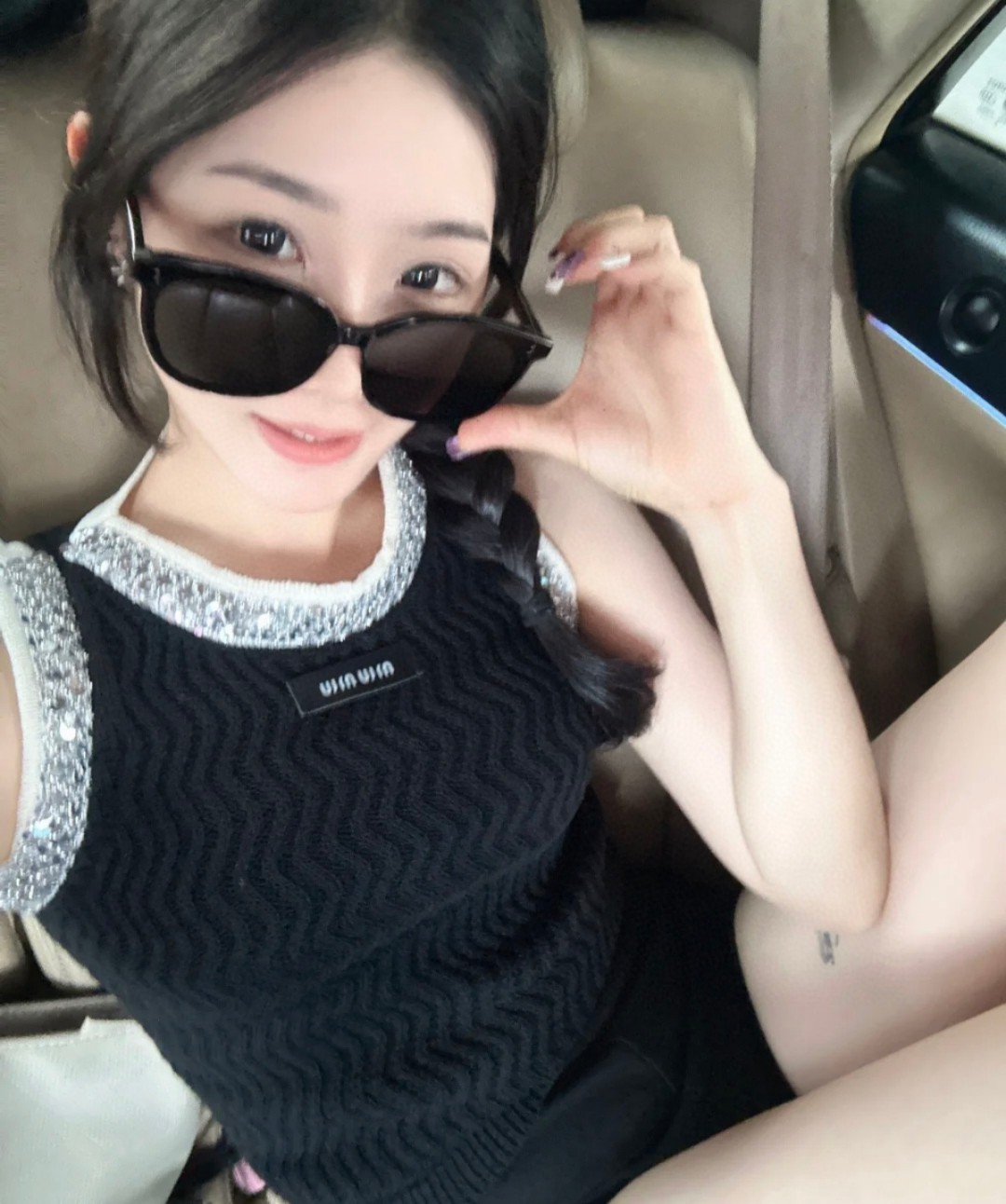 NO:304696,Miumiu vest, wearing a jacket, super hot, single size, swimsuit, swimsuit, bikinis, miumiu, jackets & coats, swimsuits, bikinis19860909miumiu背心,搭外套单穿超爆 均码泳衣泳裤比基尼,泳衣，泳裤，比基尼,miumiu,jackets & coats,swimsuits,bikinis,accessory